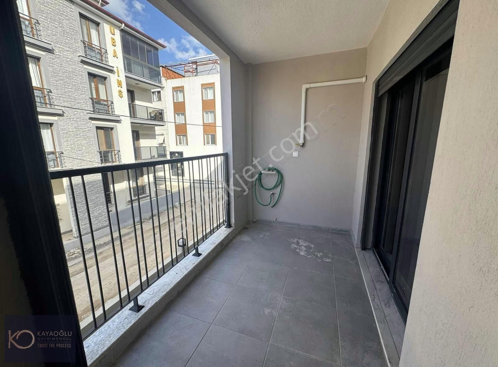 Eşyalı Seyrek Meydan Ve Üniversite Yakını 1+1 Daire - Görsel 24