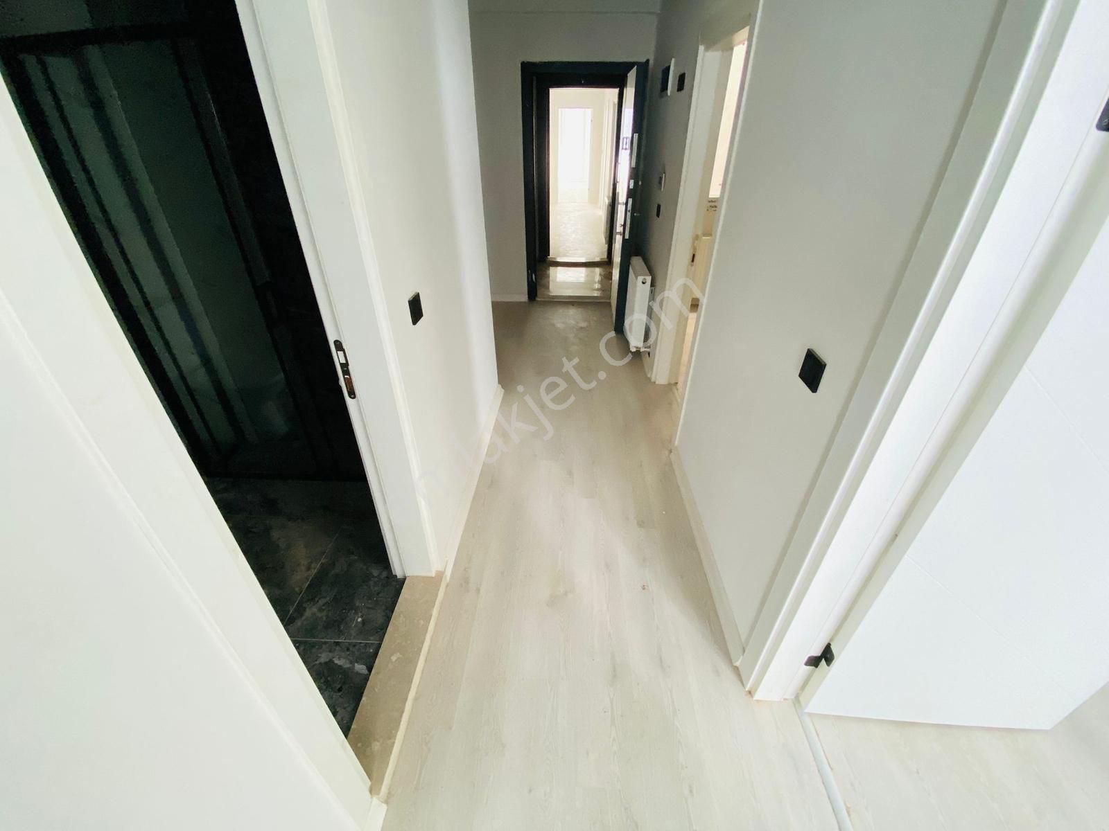 Hastane Bölgesinde 2+1 Açık Mutfak Daire - Görsel 22