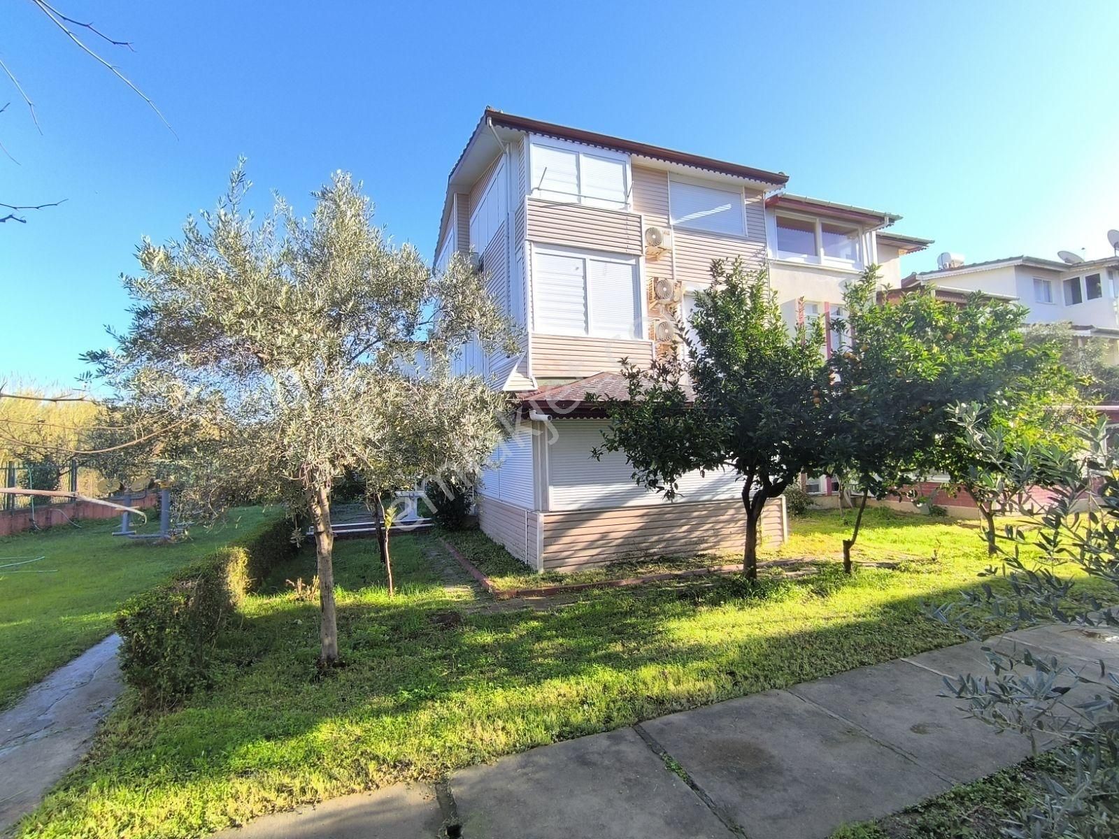 Çenger De Denize Yakın Site İci Bahçeli Villa - Görsel 8