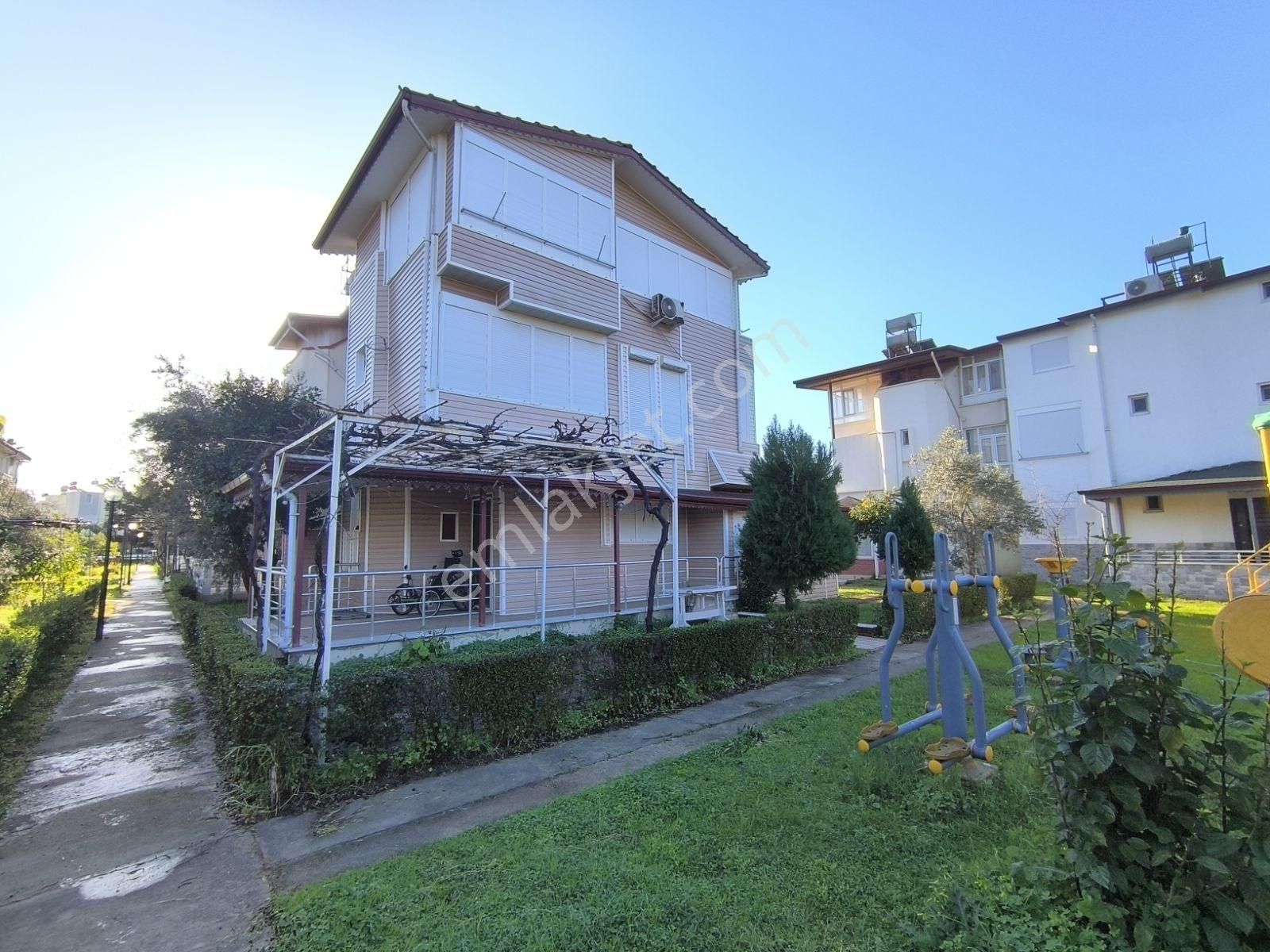 Çenger De Denize Yakın Site İci Bahçeli Villa - Görsel 6