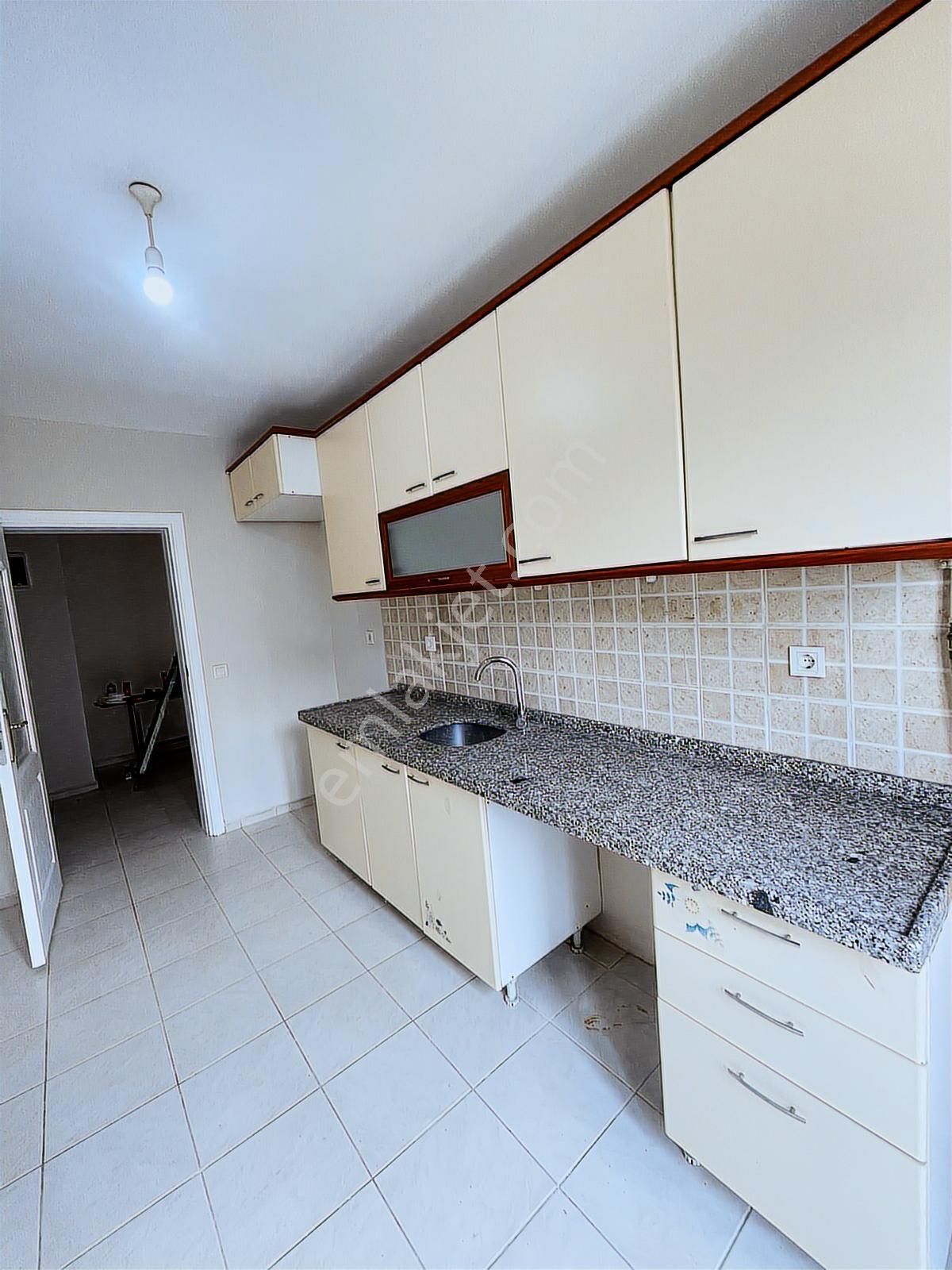 Koru Emlak'tan Site İçerisinde 2+1 Ferah Daire - Görsel 11
