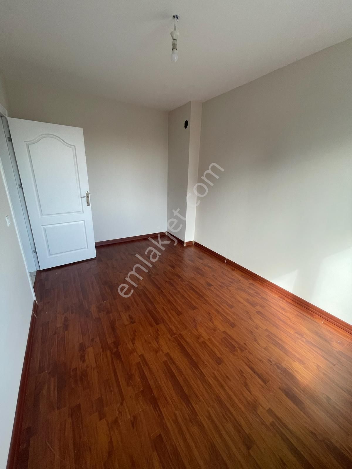 Koru Emlak'tan Site İçerisinde 2+1 Ferah Daire - Görsel 4