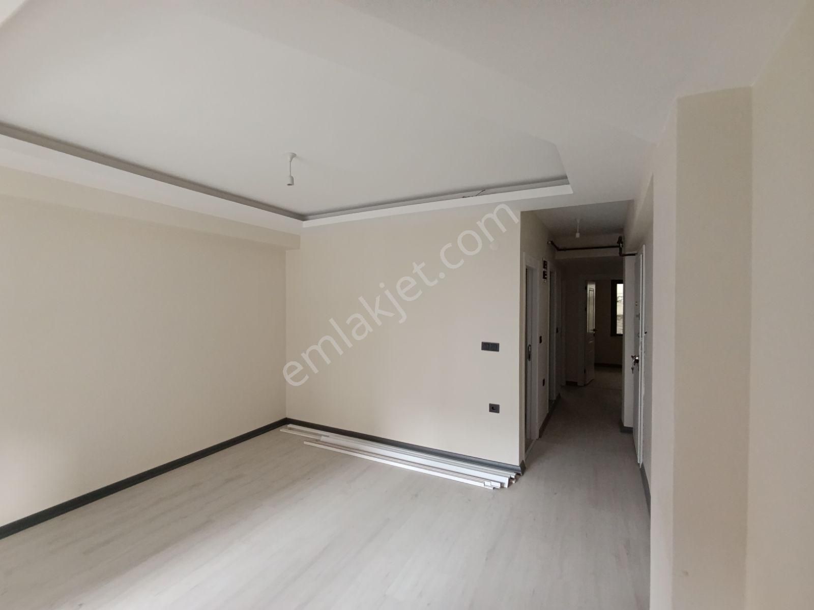 Çekmeköy Mehmet Akif Mah. Satılık 2+1 Daire - Görsel 2