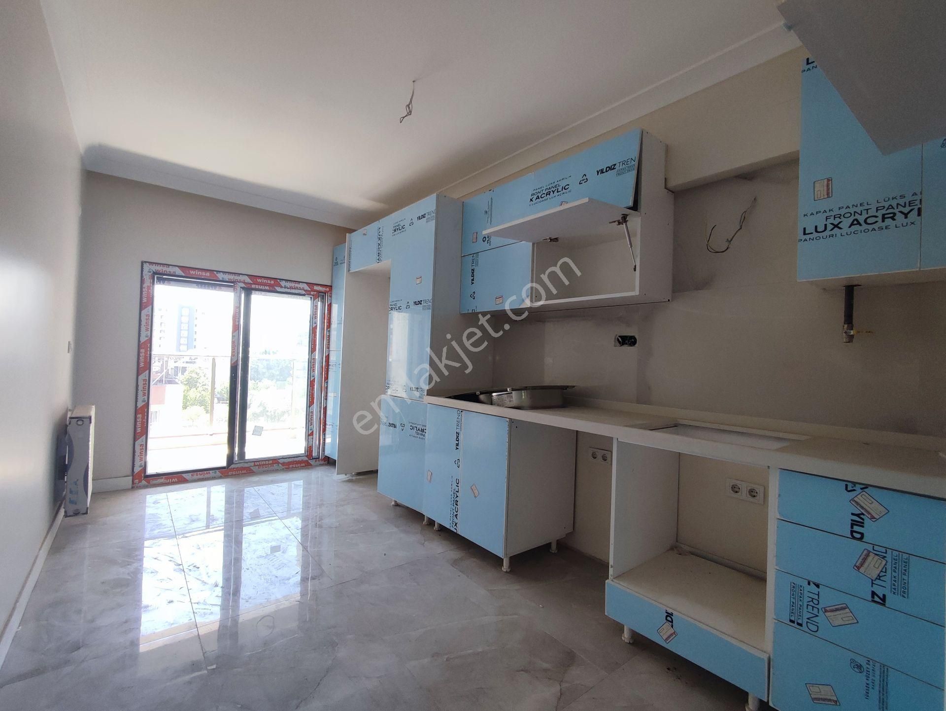 Yeni Girne Anadolu Cad. Yakını Doğalgazlı, Teraslı 4+1 Dubleks - Görsel 8