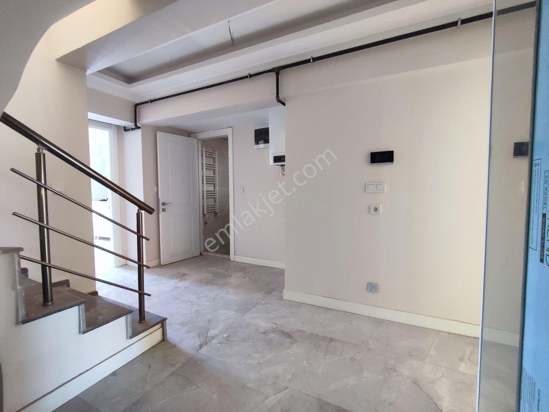 Yeni Girne Anadolu Cad. Yakını Doğalgazlı, Teraslı 4+1 Dubleks - Görsel 16