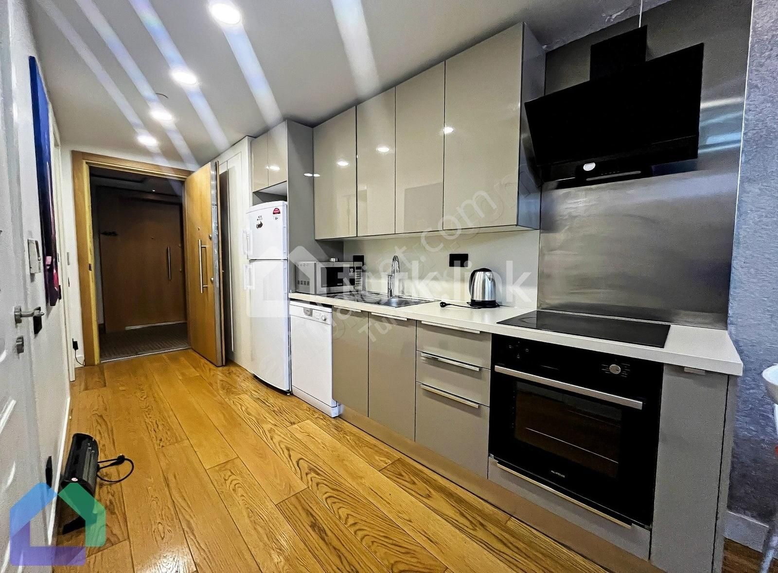 Prime İstanbul 1+1 Eşyalı Kiralık Fırsat Daire - Görsel 9