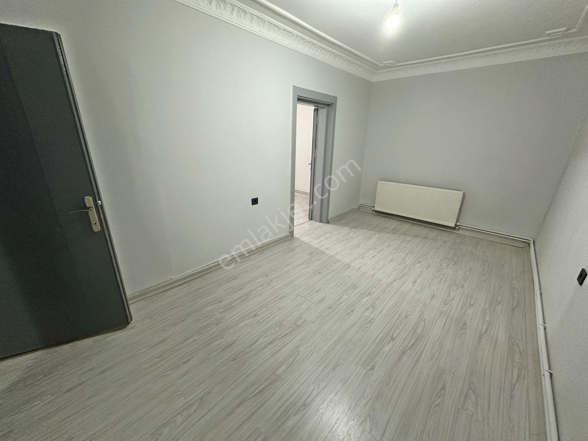 Demirlibahçe Tren Yakınında Yapılı Öğrenciye Uygun 2+1 Kiralık Daire - Görsel 11