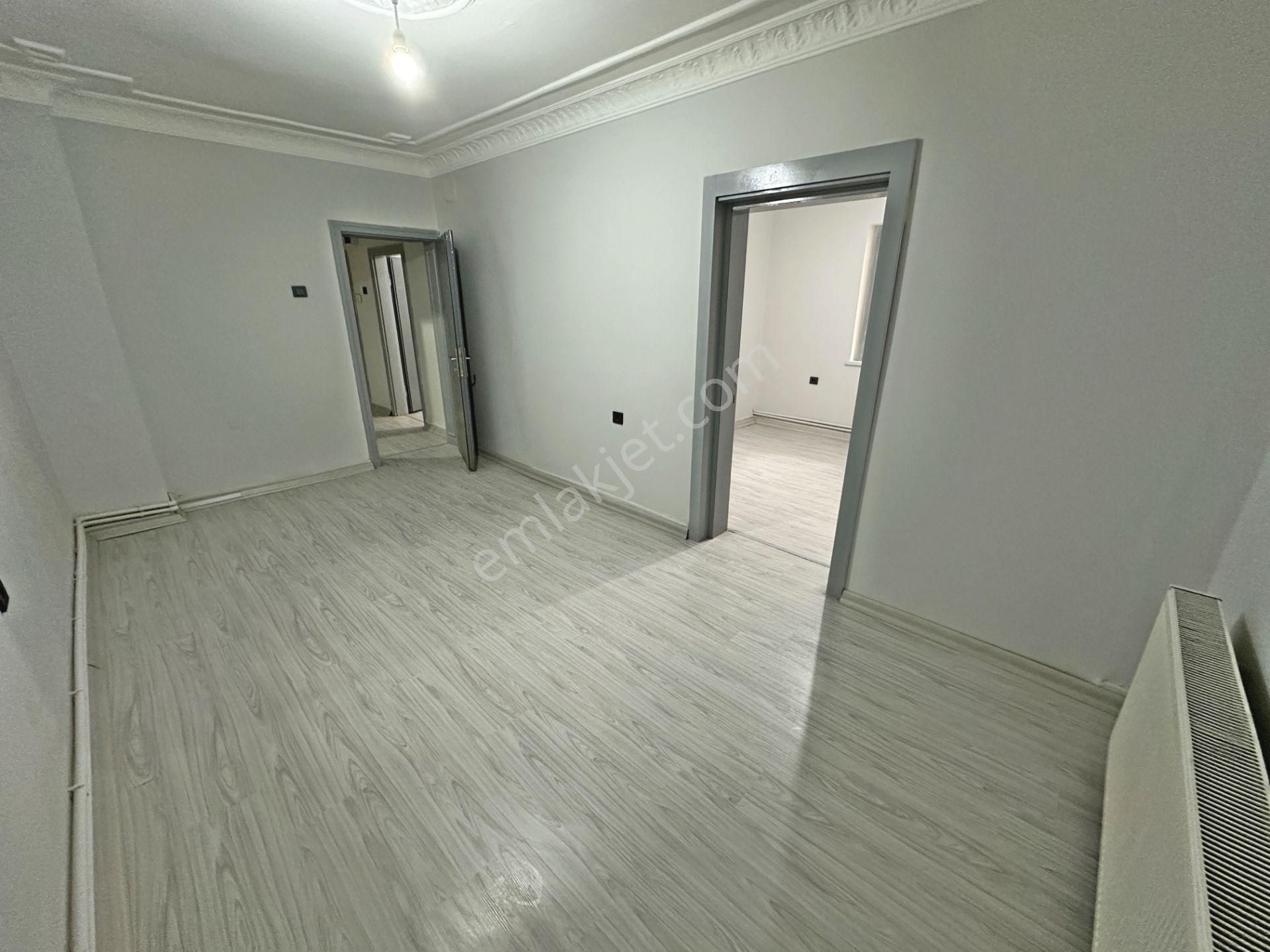 Demirlibahçe Tren Yakınında Yapılı Öğrenciye Uygun 2+1 Kiralık Daire - Görsel 10