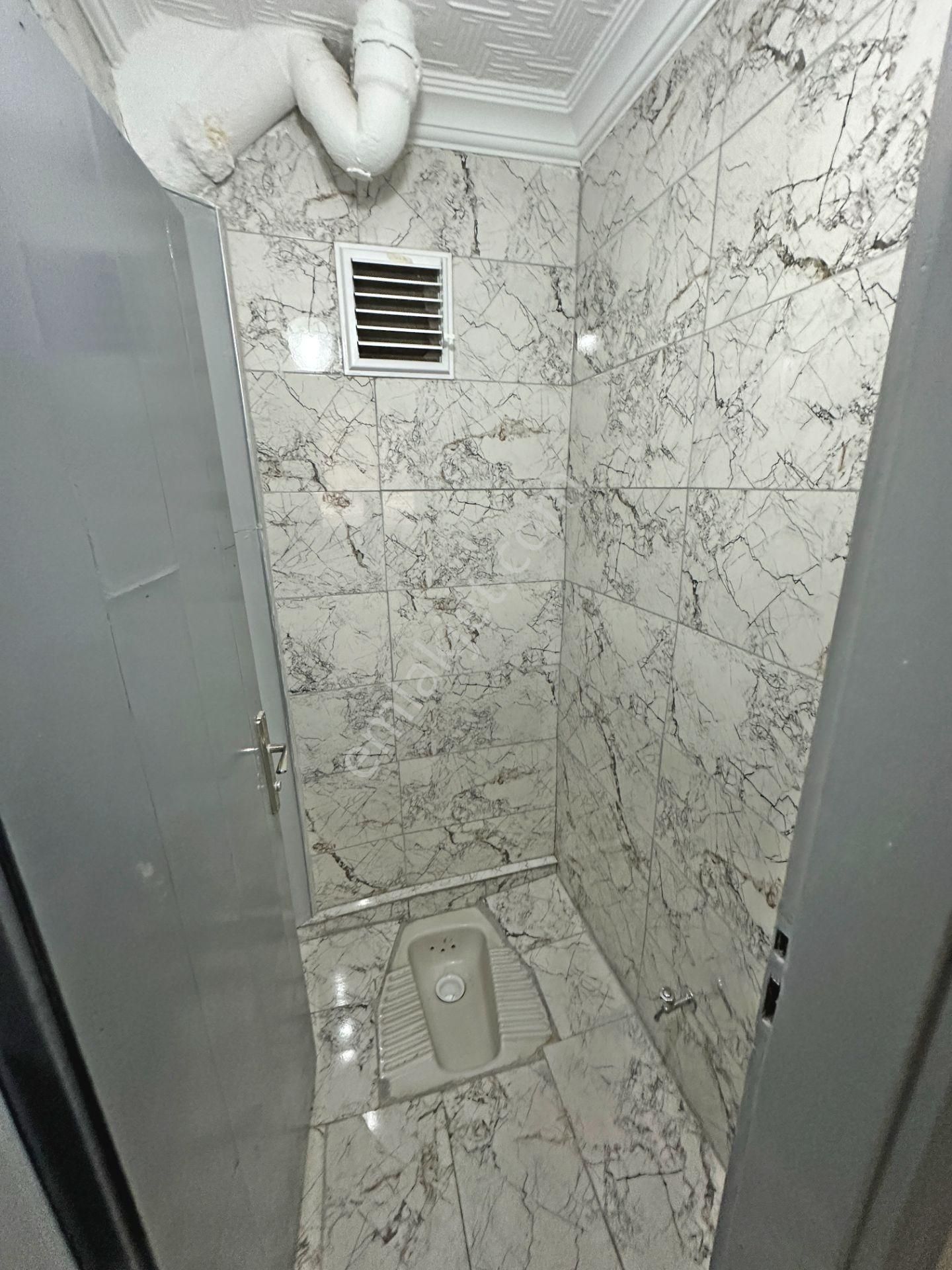 Demirlibahçe Tren Yakınında Yapılı Öğrenciye Uygun 2+1 Kiralık Daire - Görsel 17