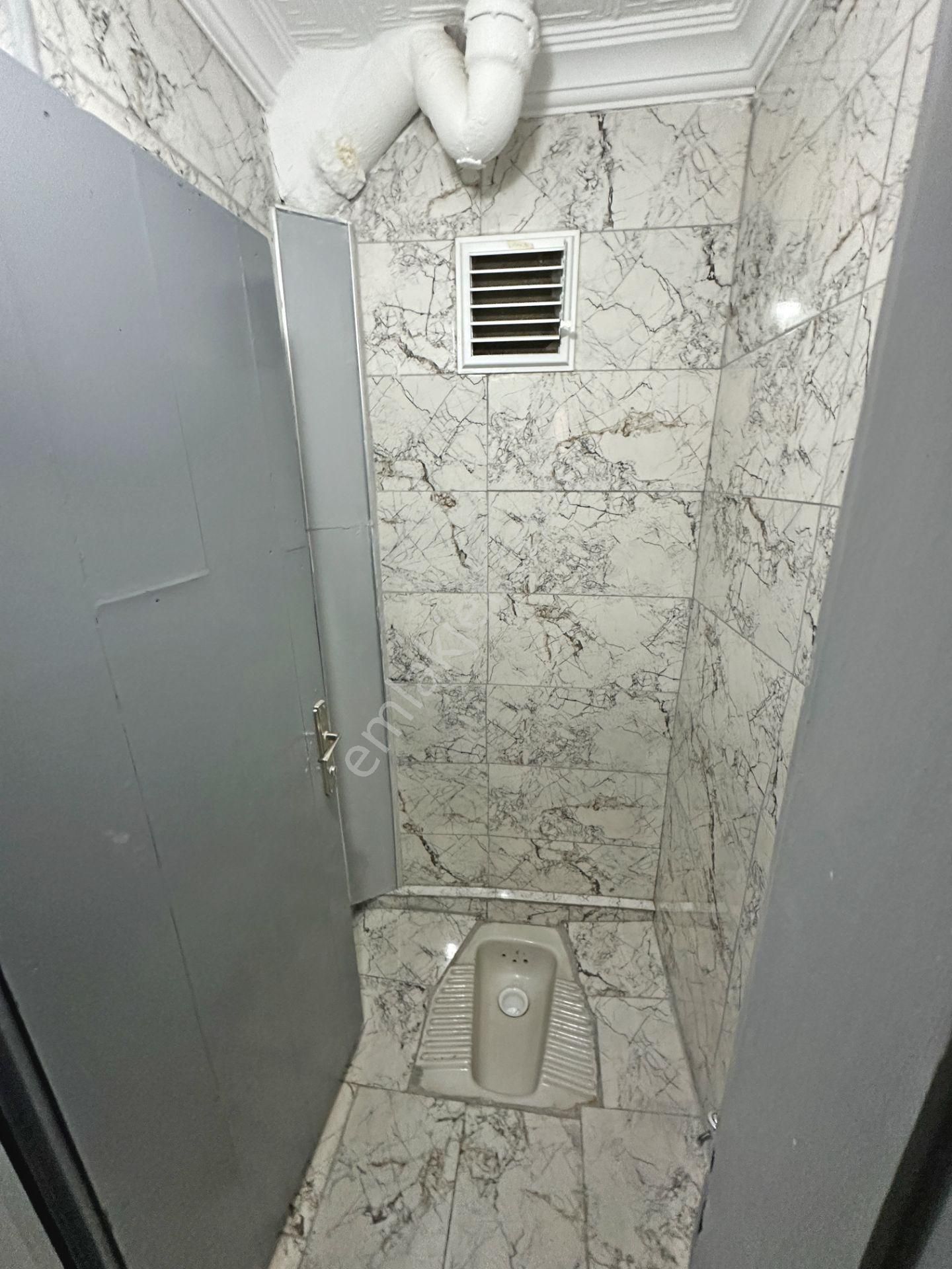 Demirlibahçe Tren Yakınında Yapılı Öğrenciye Uygun 2+1 Kiralık Daire - Görsel 18