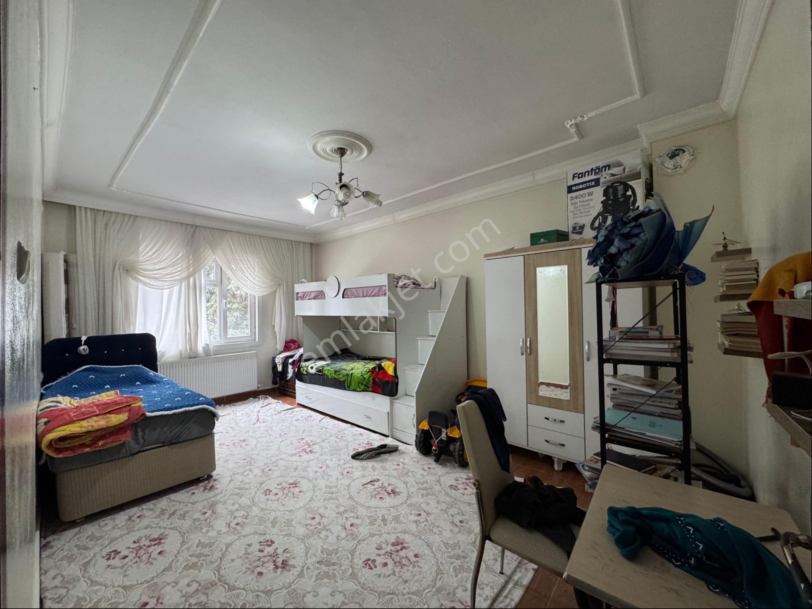 Onatkutlar Mah'de 3 Katlı Doğalgazlı Full Yalıtımlı Müstakil Ev - Görsel 33