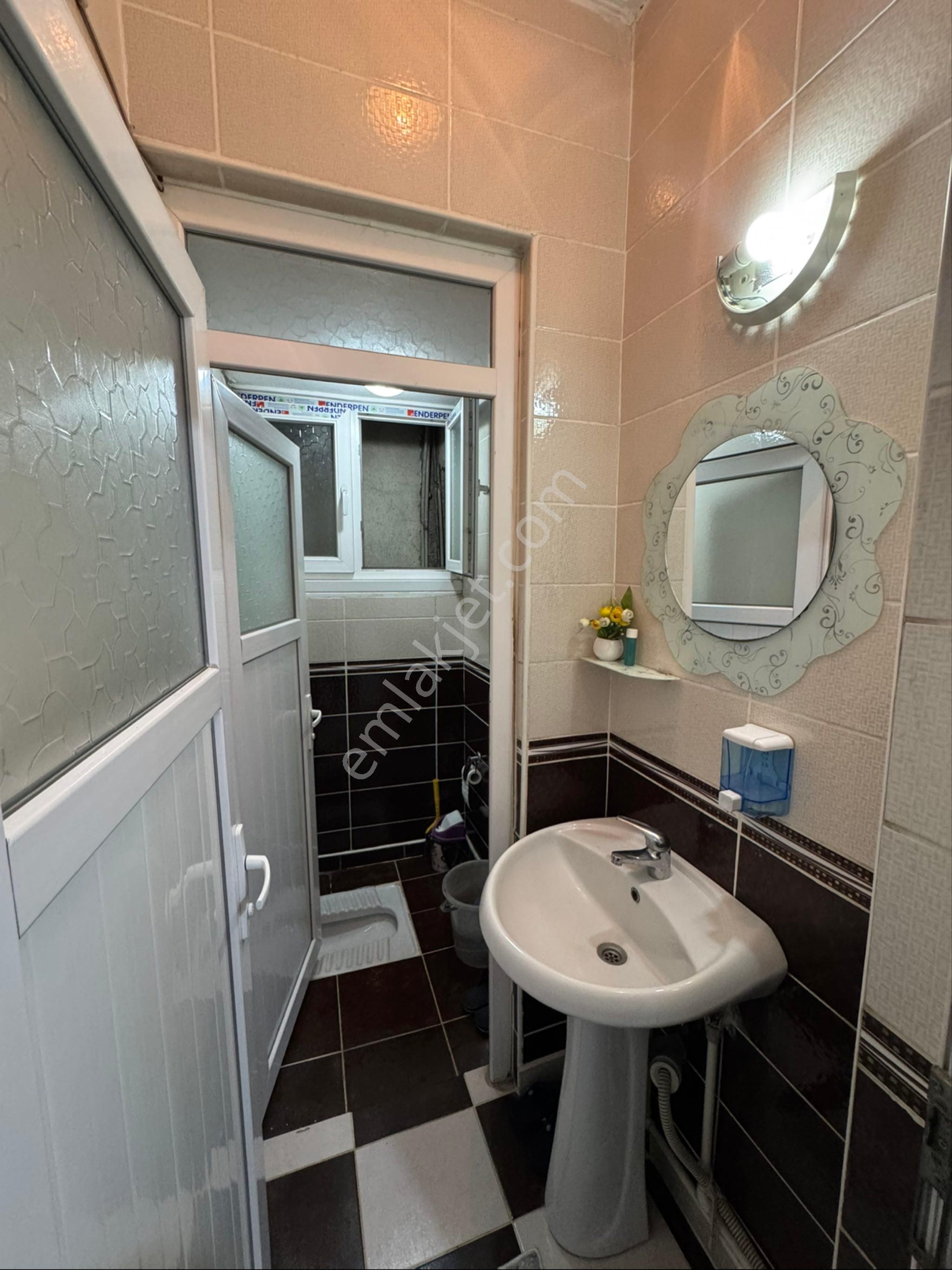 Onatkutlar Mah'de 3 Katlı Doğalgazlı Full Yalıtımlı Müstakil Ev - Görsel 23