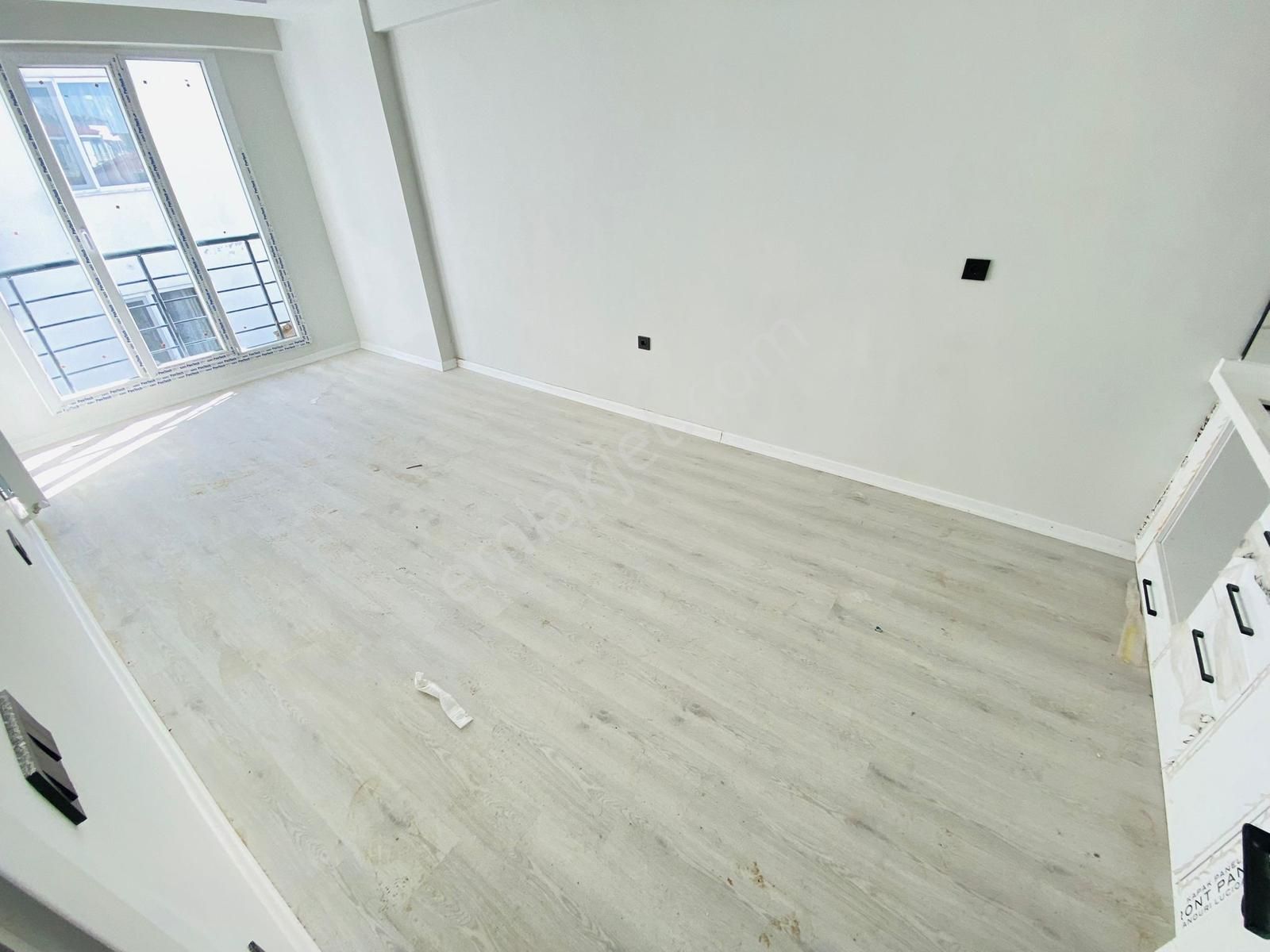 Demir Gayrımenkulden Ara Kat Uygun Fiyatlı 2+1 Açık Mutfak Daire - Görsel 6