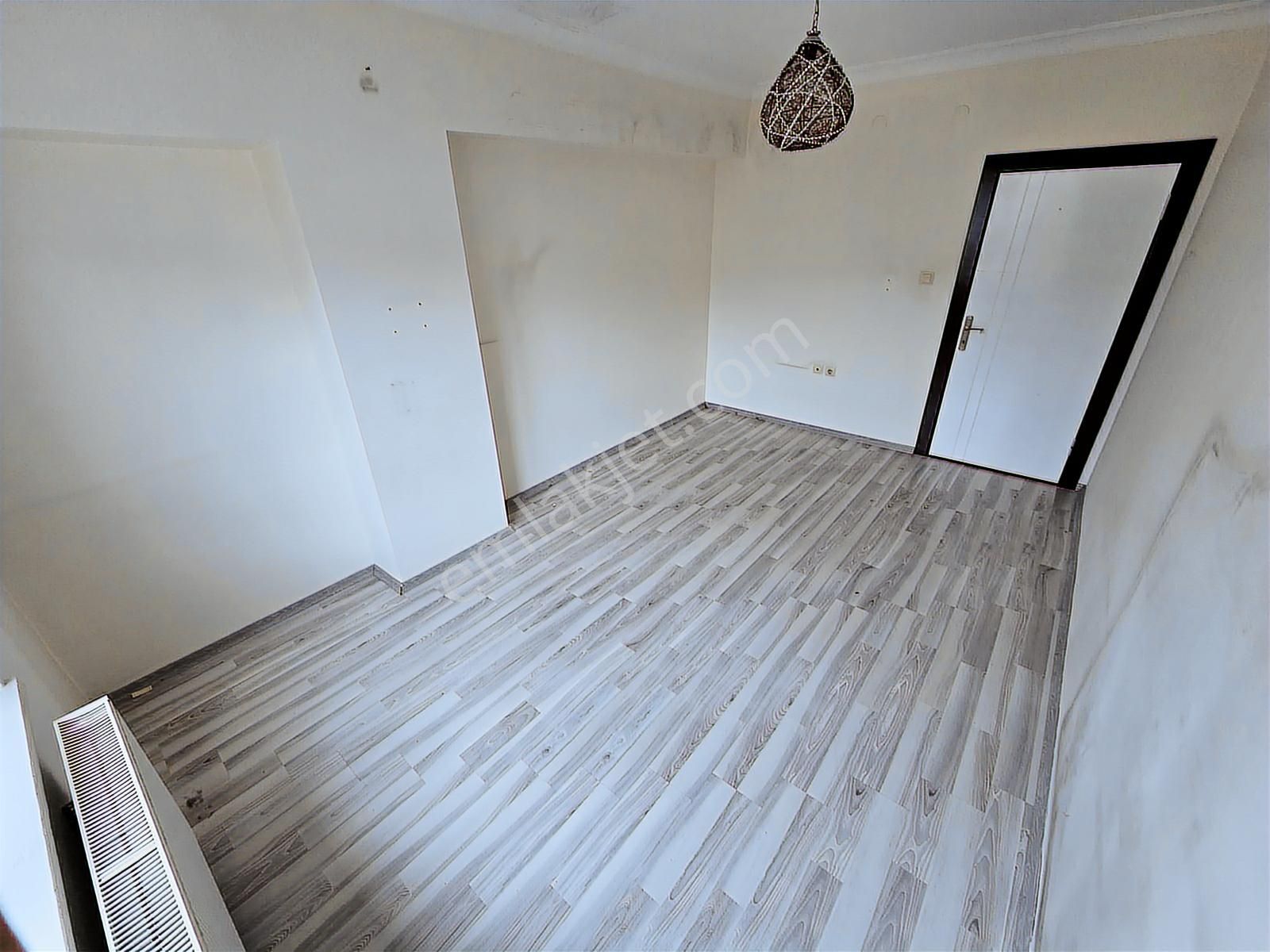 Yükseltepe Mahallesinde İçi Yapılı 3+1 Kiralık Daire - Görsel 18