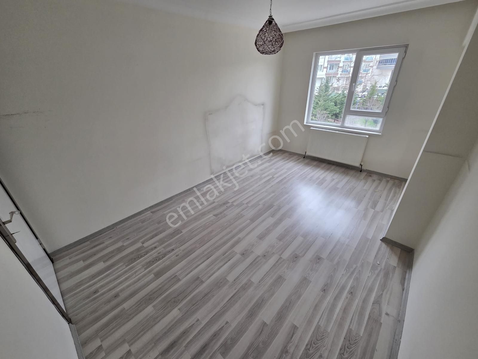 Yükseltepe Mahallesinde İçi Yapılı 3+1 Kiralık Daire - Görsel 31