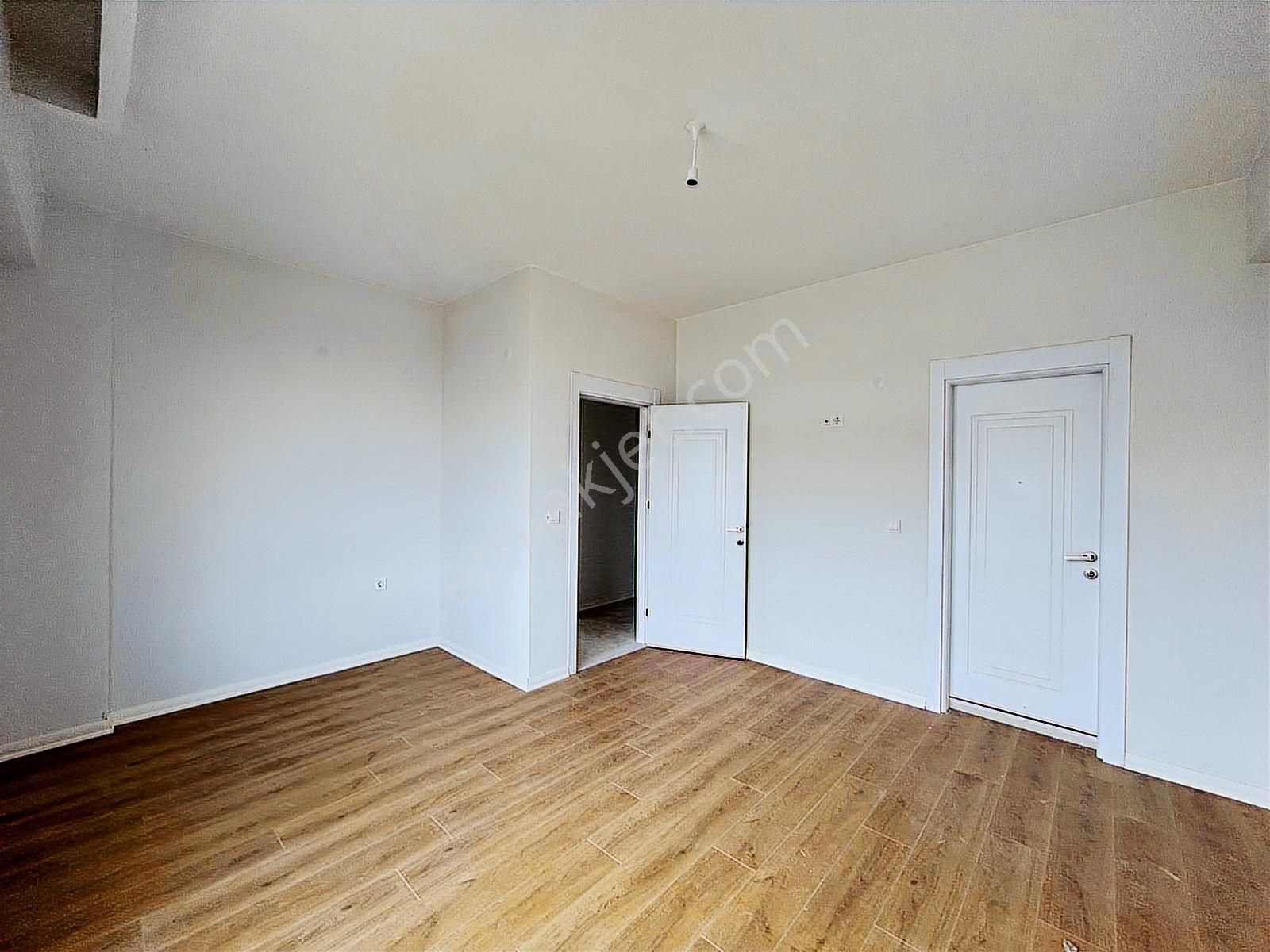 Tepe Mevkiinde Havuzlu Site İçinde Lüks Ve Geniş 2+1 Daireler! - Görsel 23