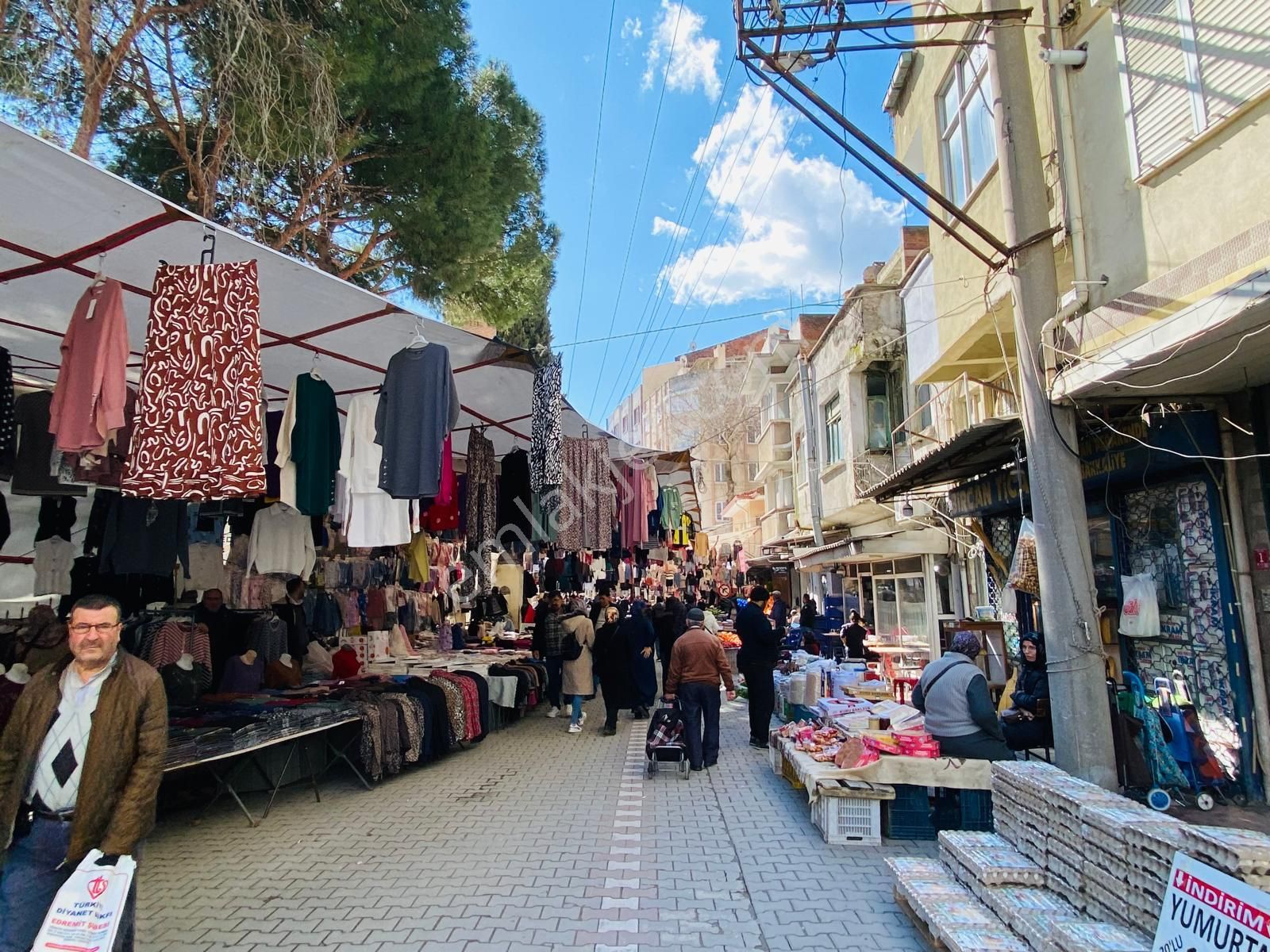 Vitrinden Kurşunlu Camii Karşısı Arakat Yenilenmiş 2+1 ( Meydana 250 M ) - Görsel 2