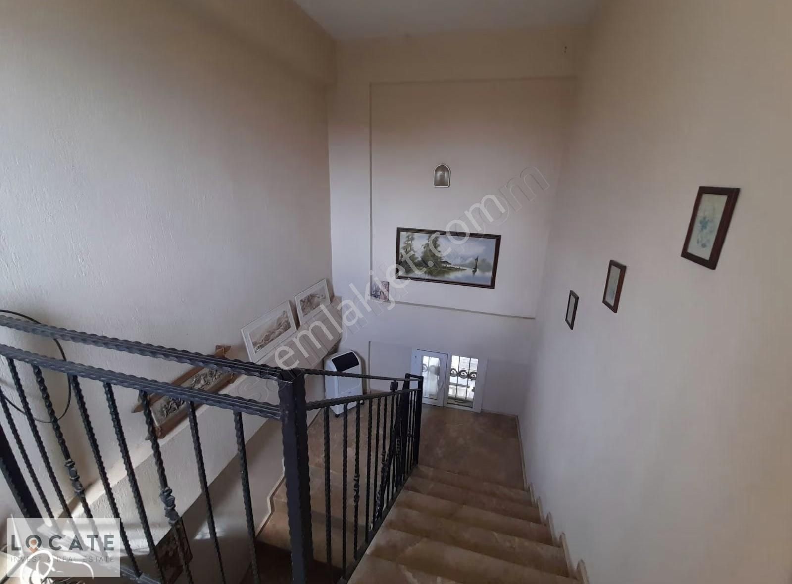 Satılık Kemalpaşa Ören Köyünde Bakımlı Bağ Ve Tapulu Bağ Evi. - Görsel 7