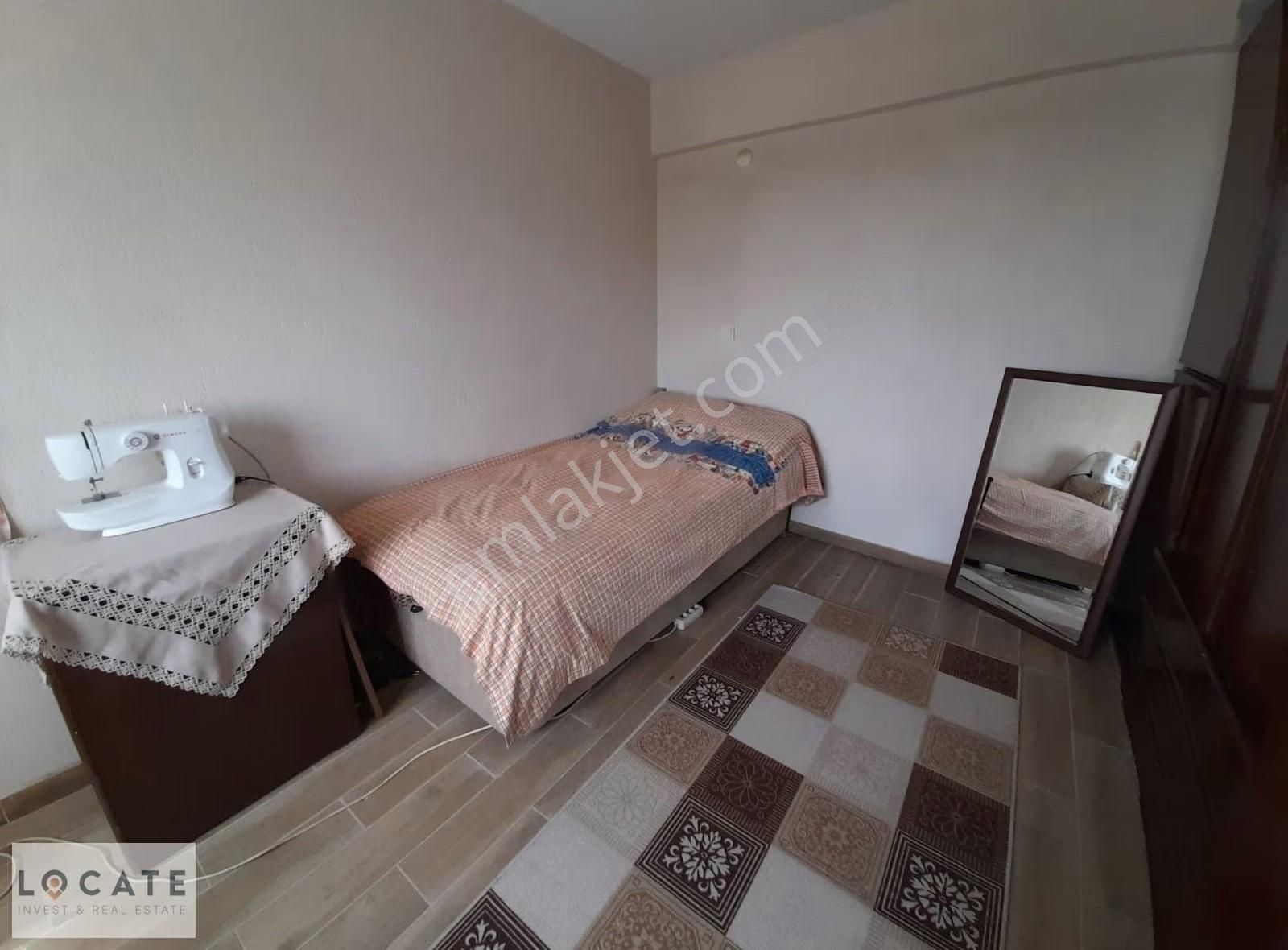 Satılık Kemalpaşa Ören Köyünde Bakımlı Bağ Ve Tapulu Bağ Evi. - Görsel 3