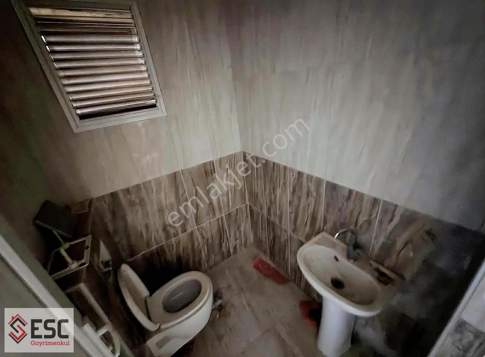 Esc'den Yaşar Doğu Caddesine 2 Parsel 120m2 Dükkan Esc2334 - Görsel 2