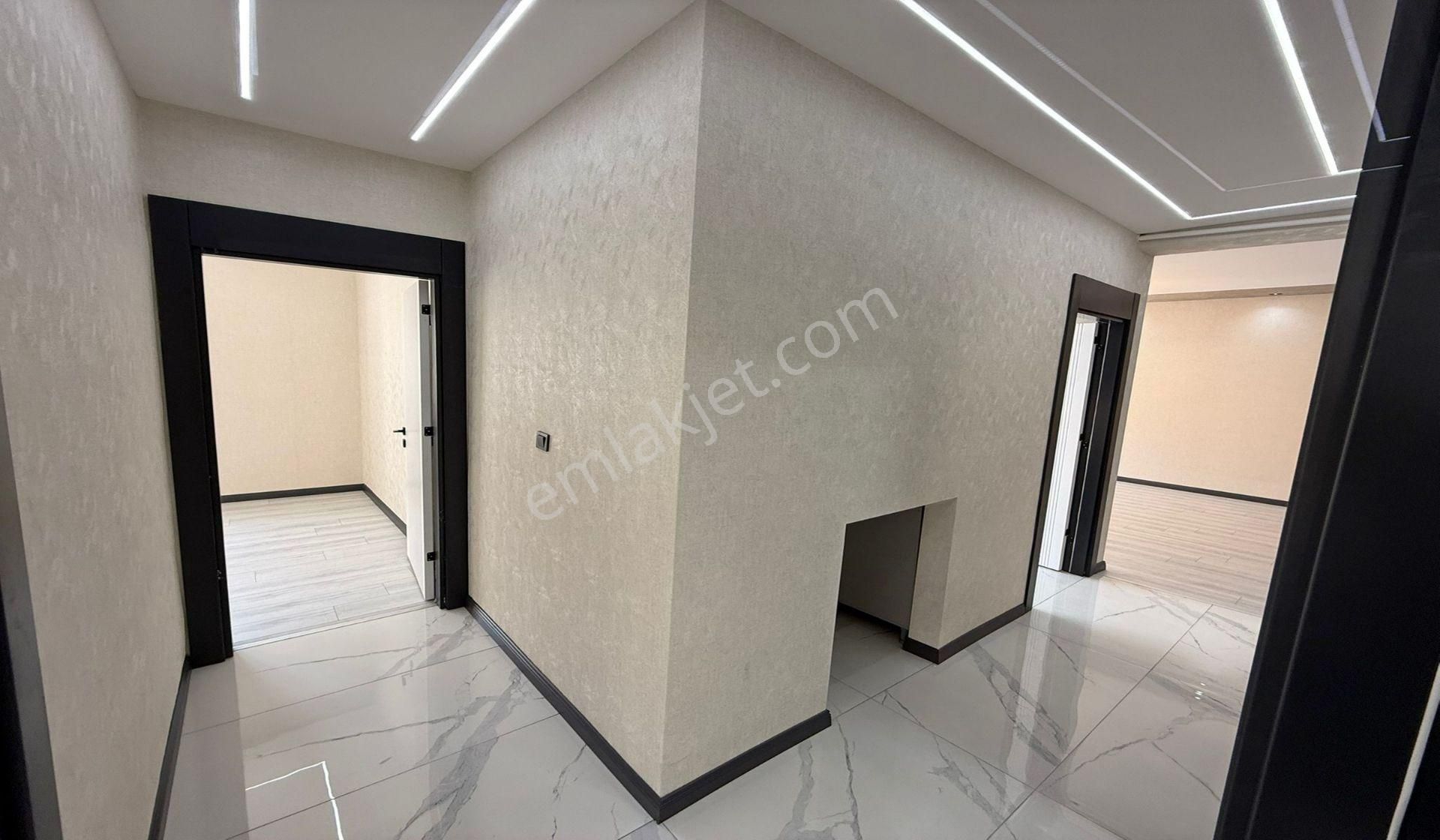 Kuşcağızda Kat Konumunda Site Konseptinde 3+1 Lüx Yapılı - Görsel 21