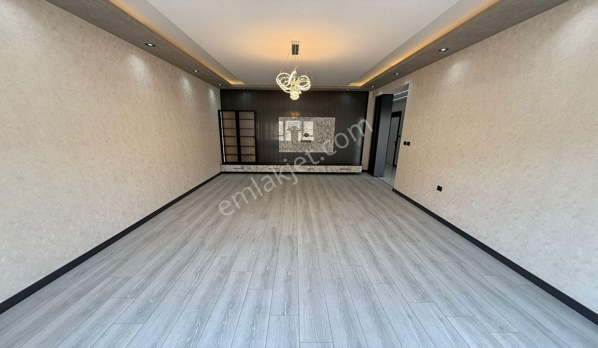 Kuşcağızda Kat Konumunda Site Konseptinde 3+1 Lüx Yapılı - Görsel 7