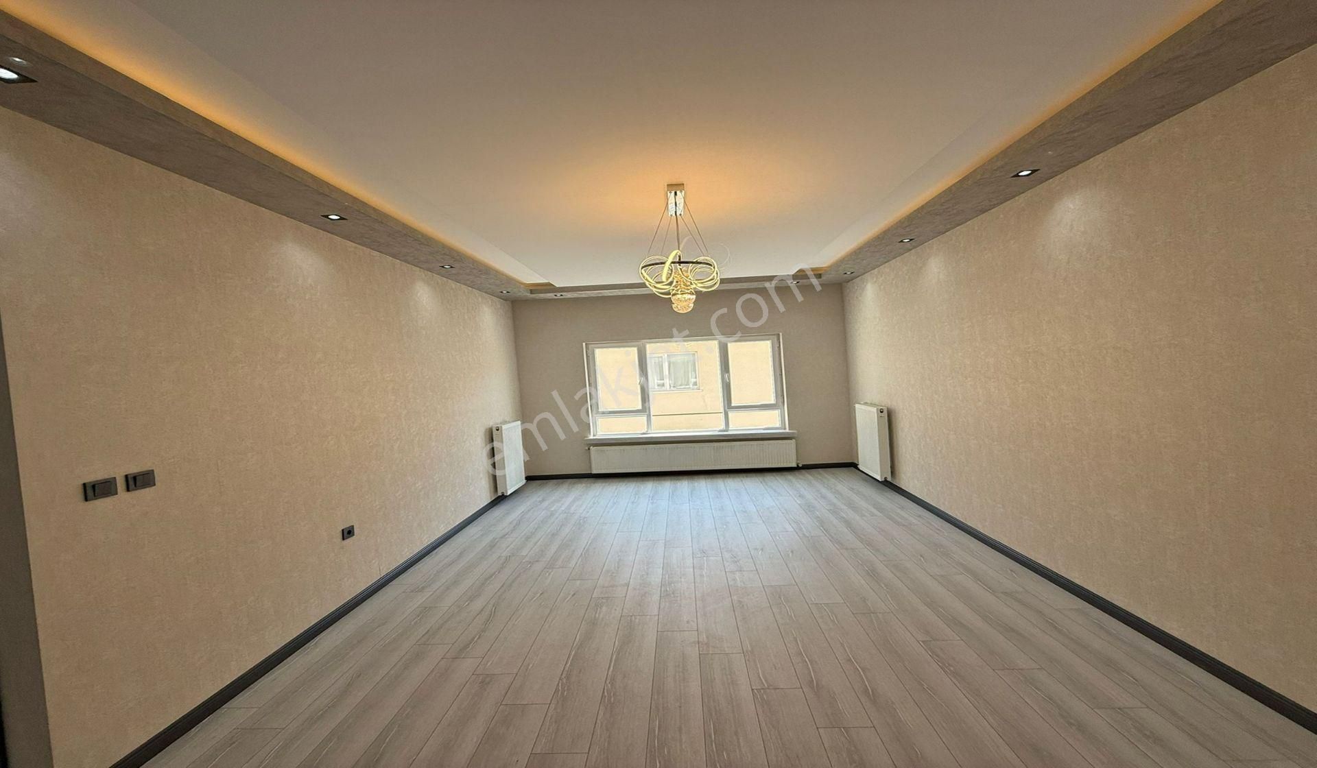 Kuşcağızda Kat Konumunda Site Konseptinde 3+1 Lüx Yapılı - Görsel 8