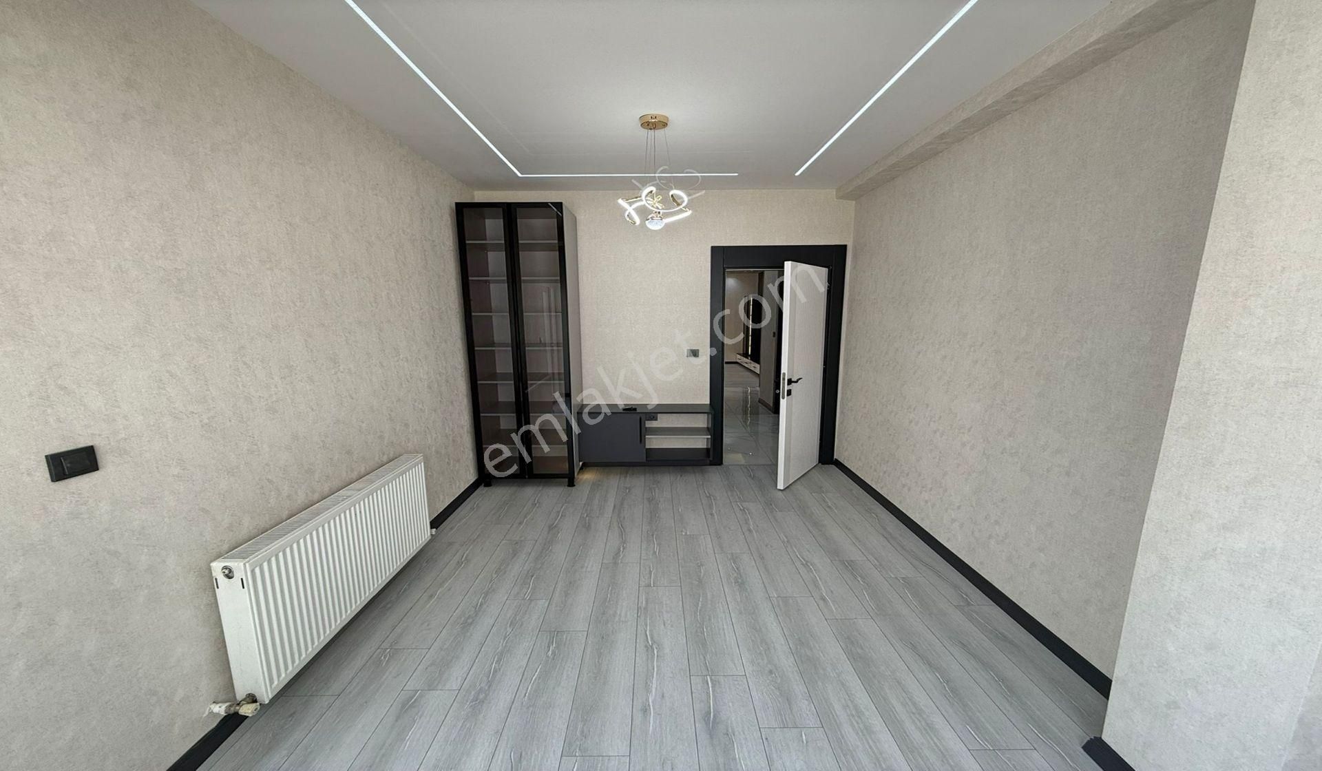 Kuşcağızda Kat Konumunda Site Konseptinde 3+1 Lüx Yapılı - Görsel 13