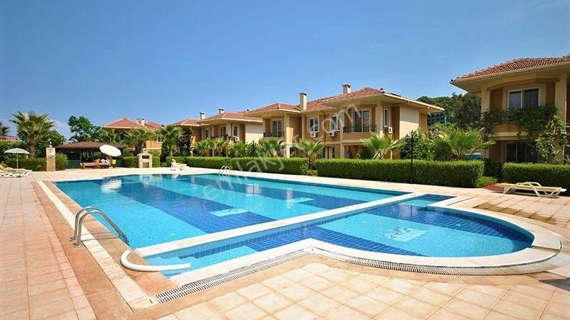 Kemer Çamyuva'da Dağ Manzaralı Satılık Villa.рускоязычный Сервис