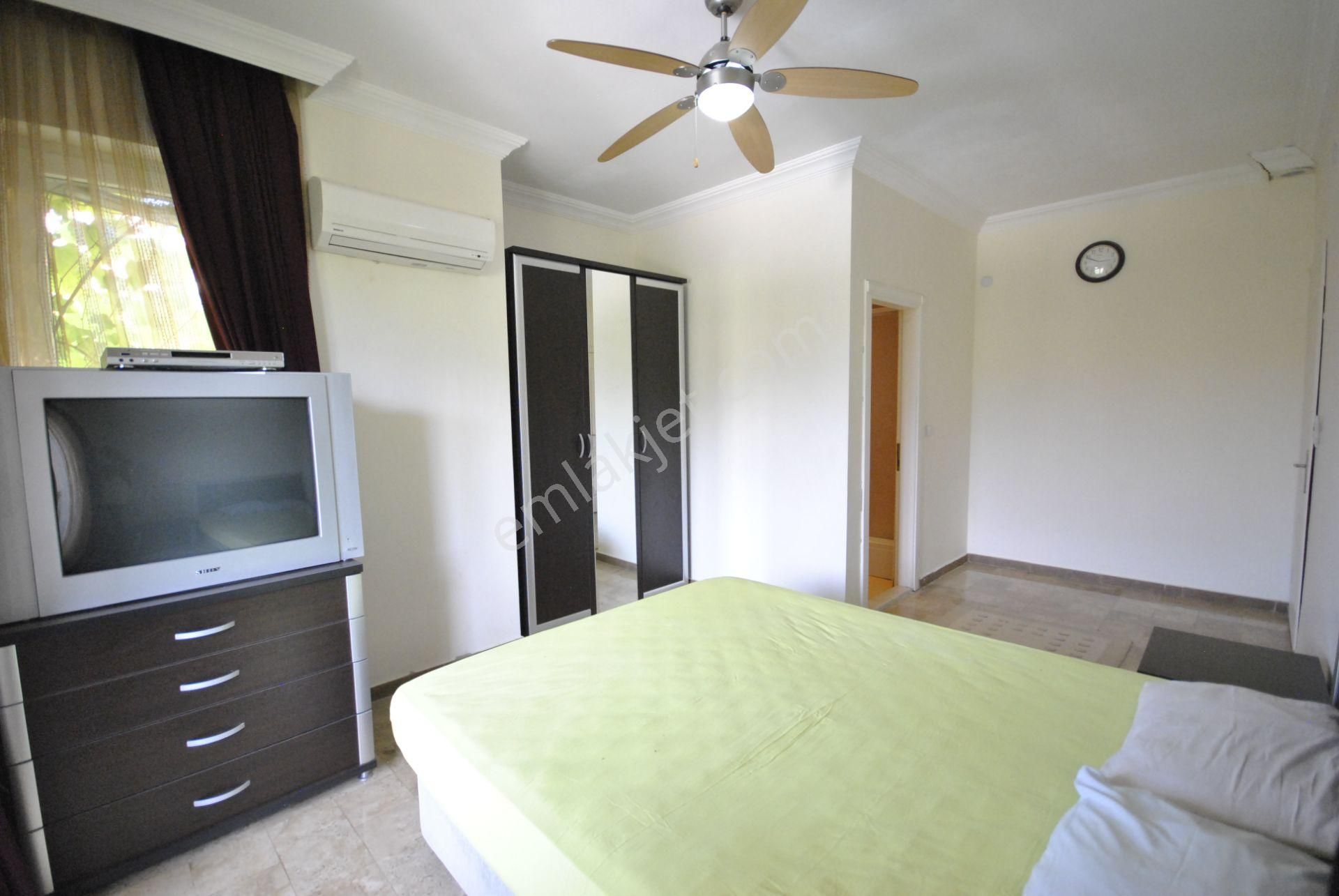 Kemer Çamyuva'da Dağ Manzaralı Satılık Villa.рускоязычный Сервис - Görsel 13