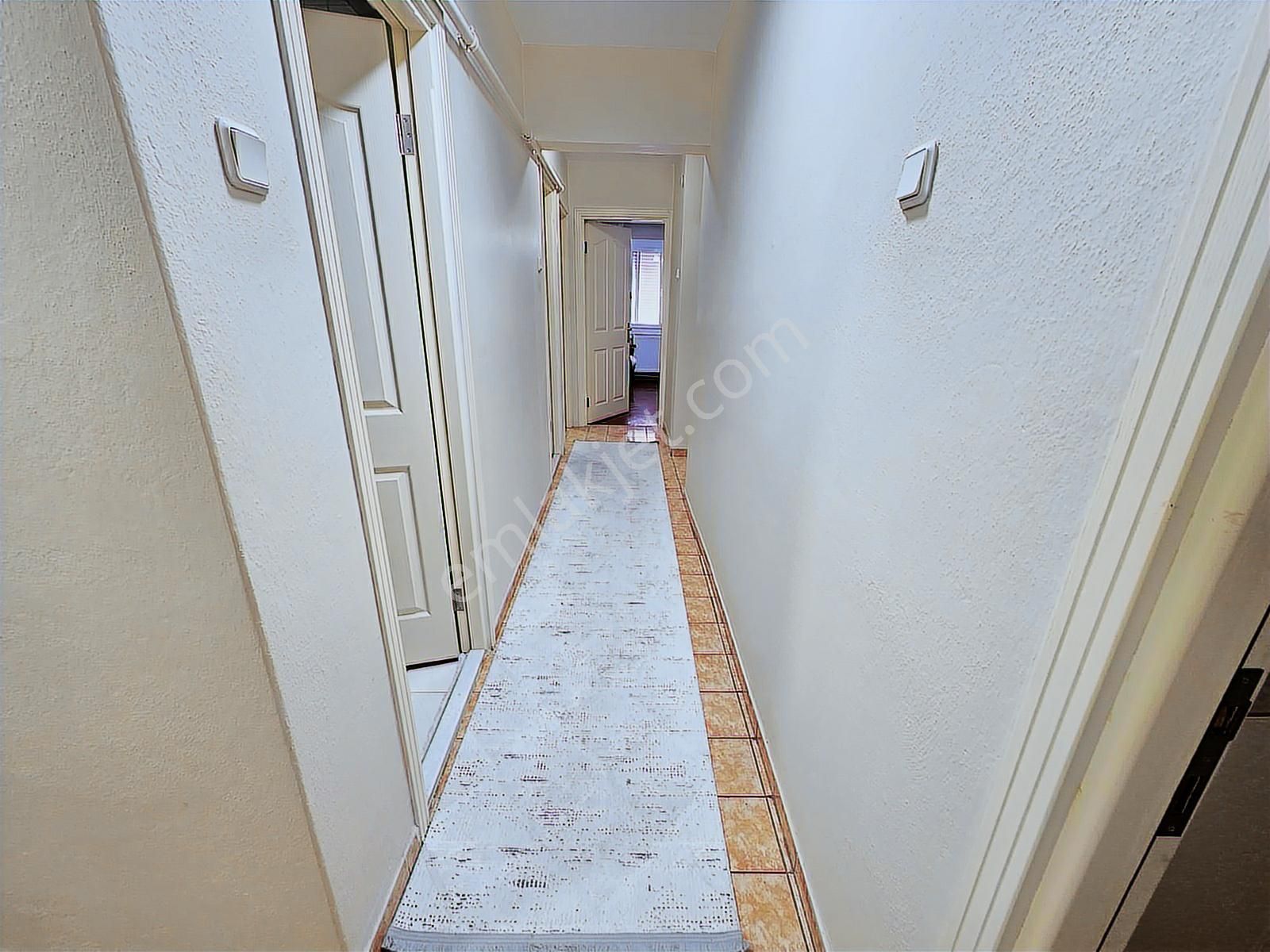 Bostanlı Çarşı Merkezde Kiralık 3+1 Daire - Görsel 8