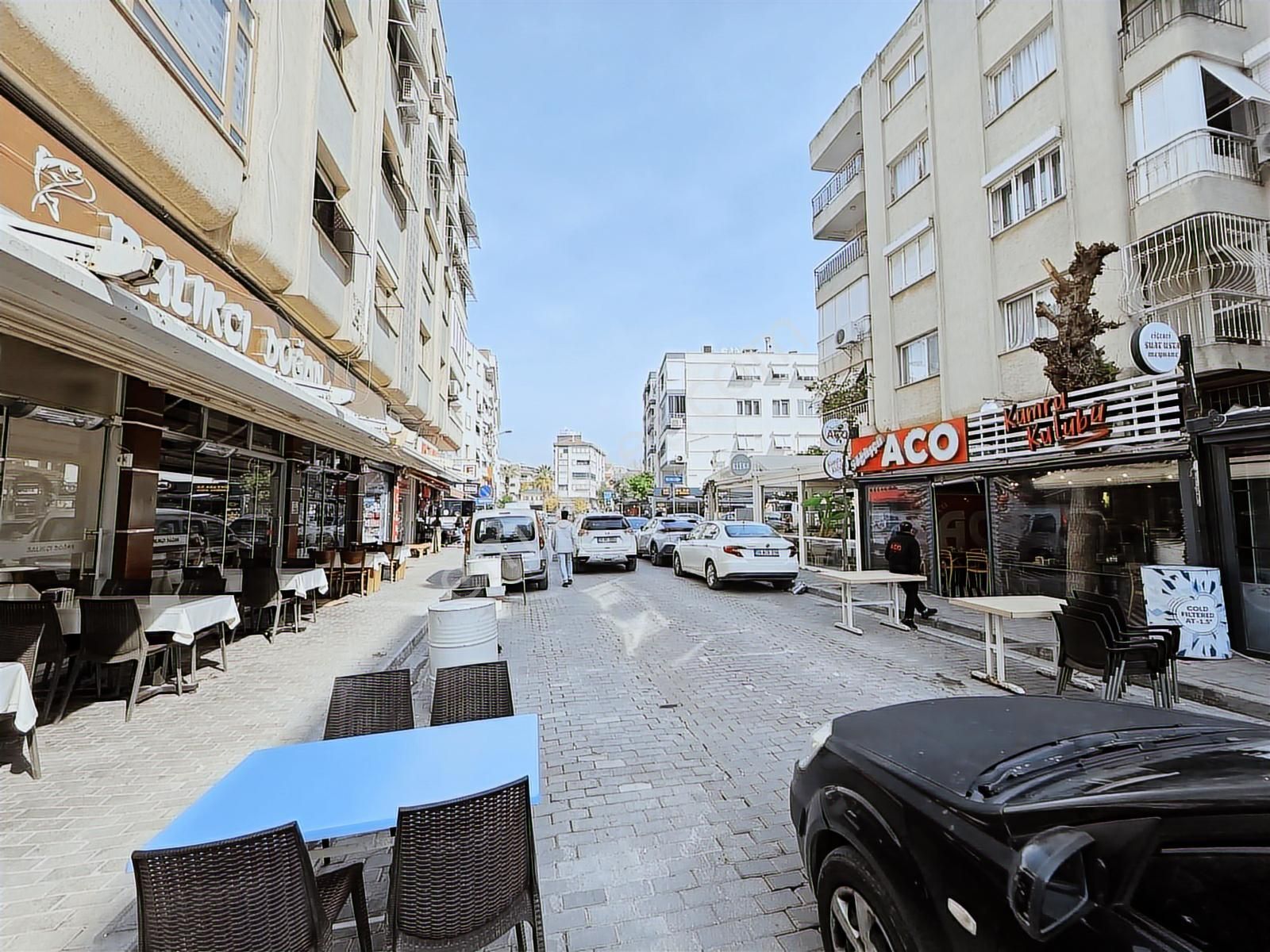 Bostanlı Çarşı Merkezde Kiralık 3+1 Daire - Görsel 25