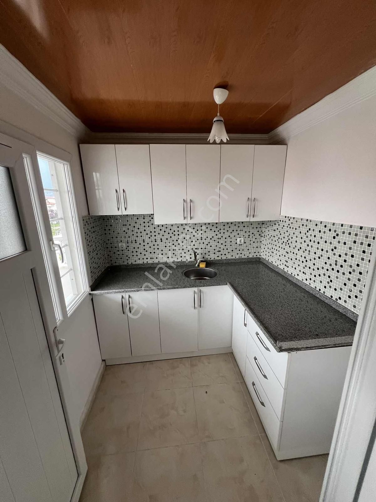 Güzelçamlı 4+1 Köşe Konumlu Havuzlu Site İçerisinde Villa - Görsel 35