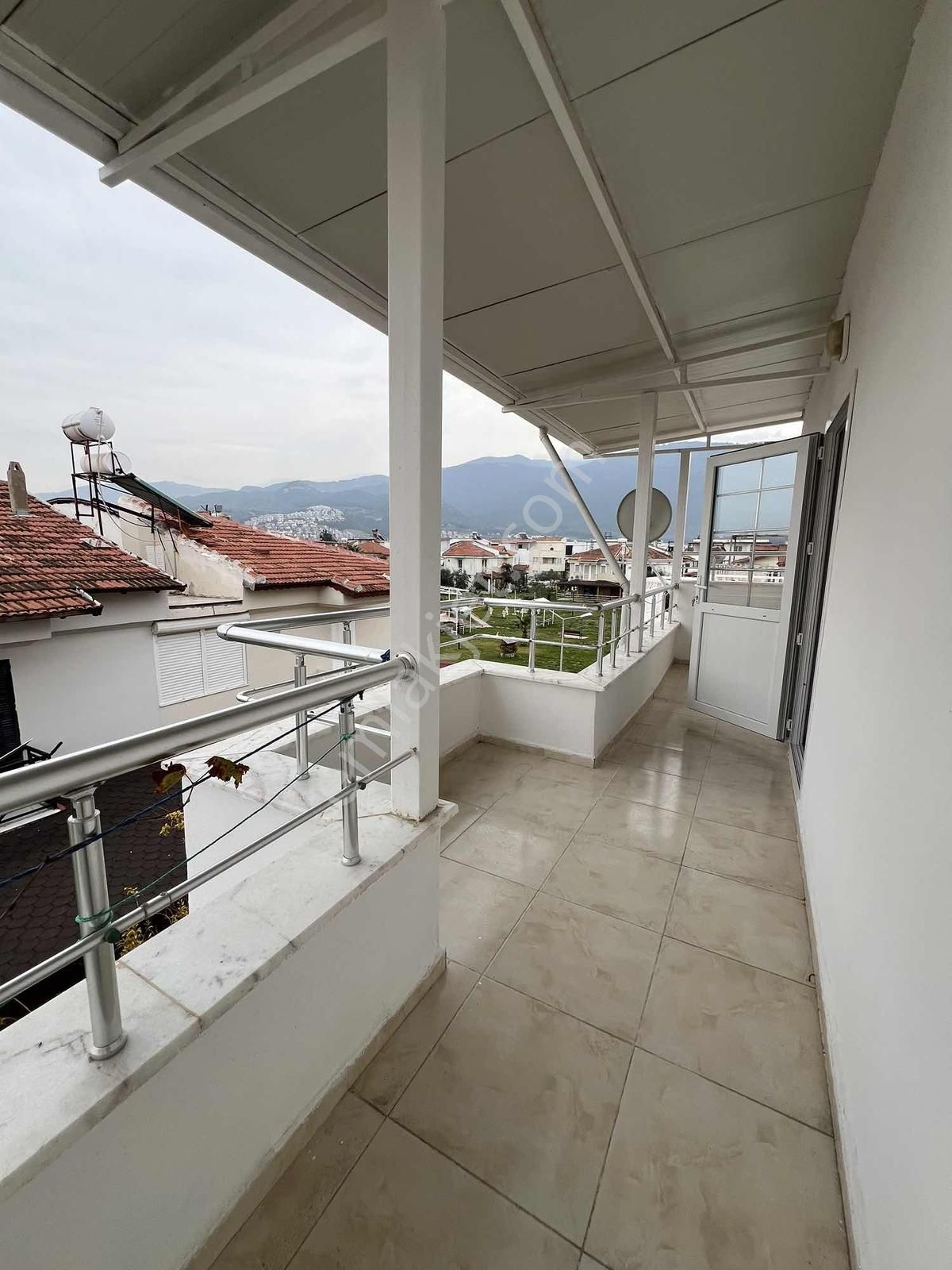 Güzelçamlı 4+1 Köşe Konumlu Havuzlu Site İçerisinde Villa - Görsel 24