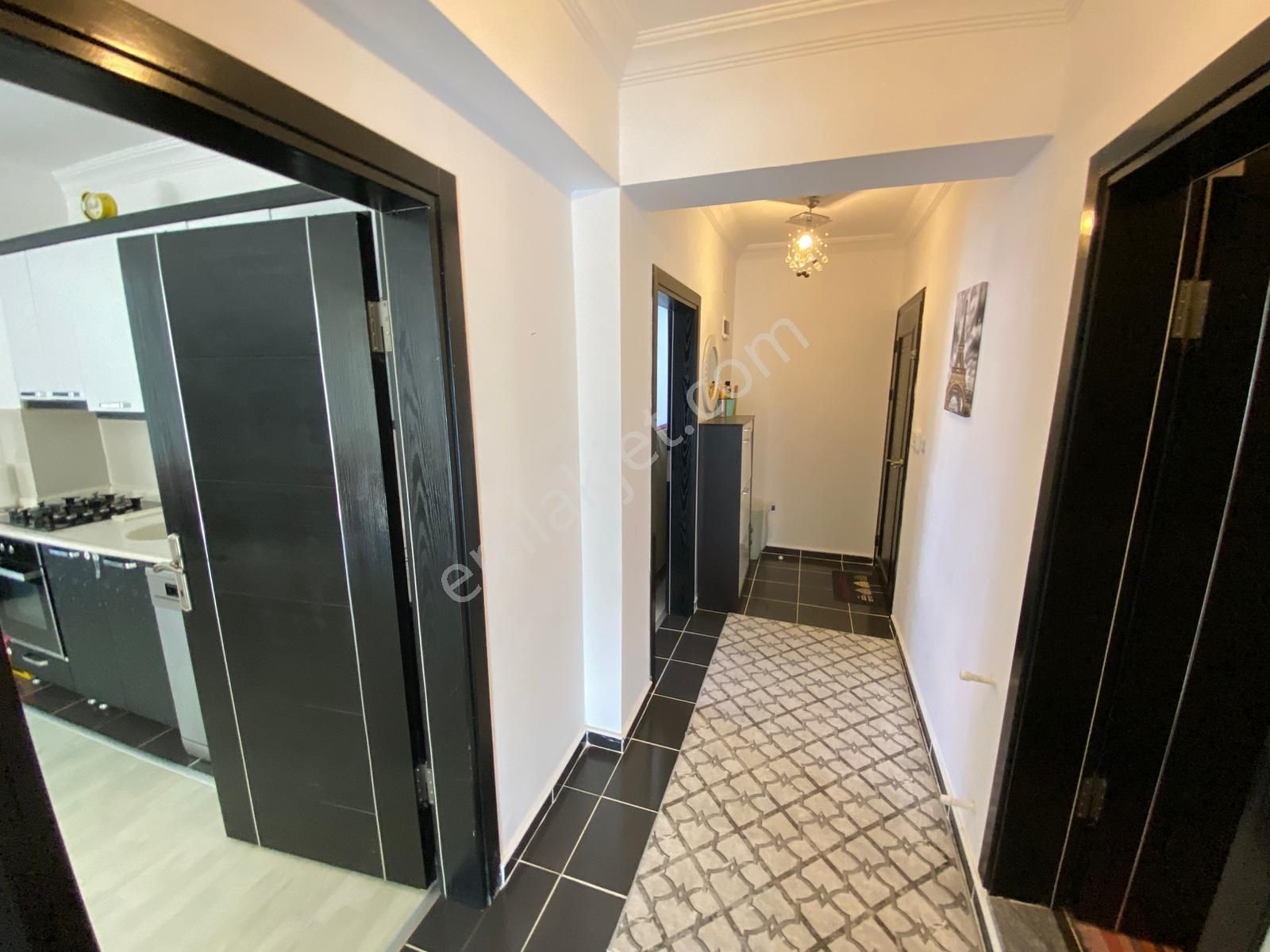 Karasu Çiğdem Emlaktan...havuzlu Sitede 3.kat Köşe 2+1...eşyalı - Görsel 19