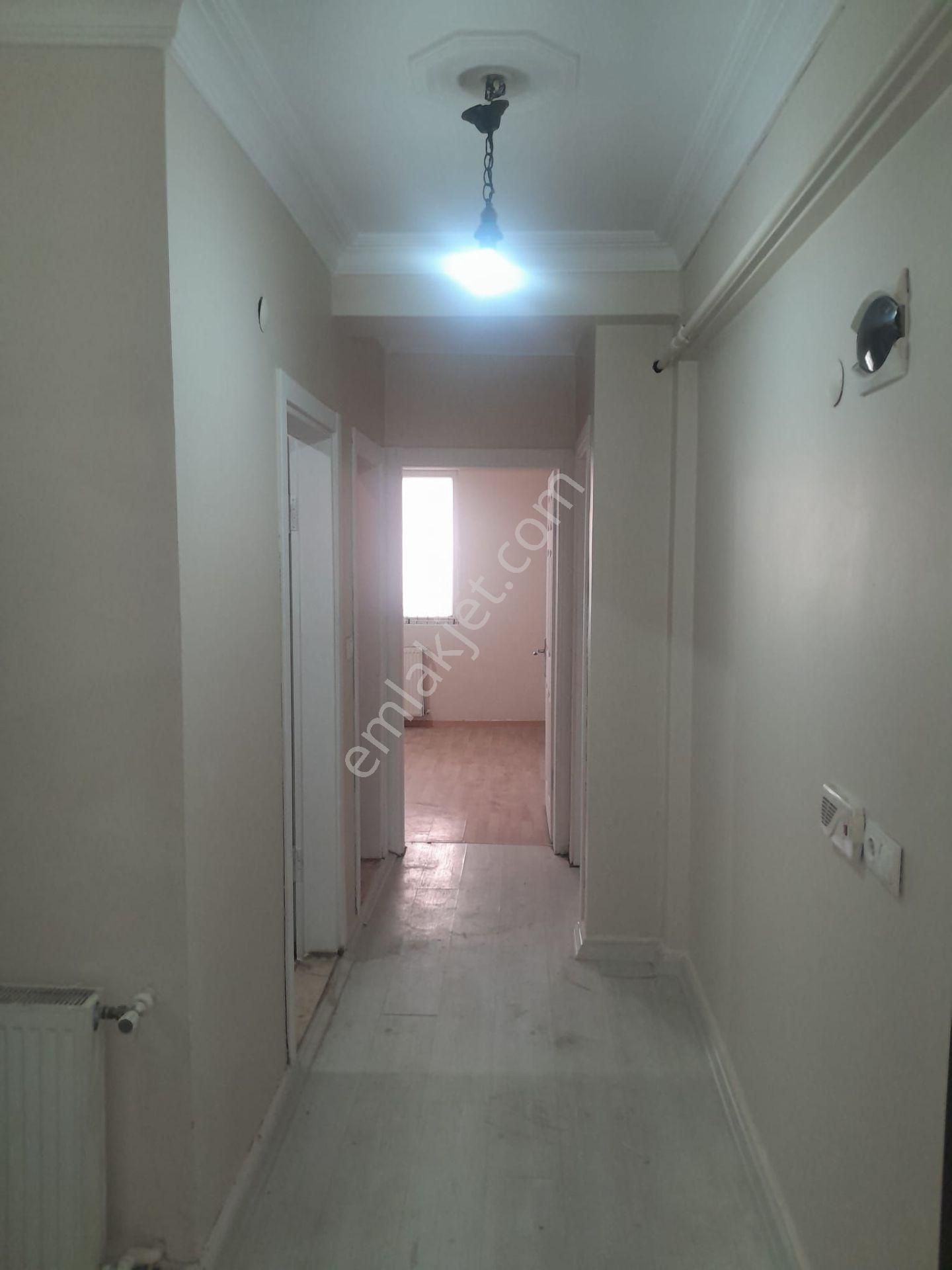 Bayrampaşa Altıntepsi Mahallesinde 4+1/140/ters Dubleks Kiralık Daire - Görsel 12