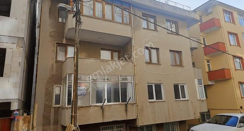 Mithat Paşa Caddesine Yakın 3+1 Arakat - Görsel 4