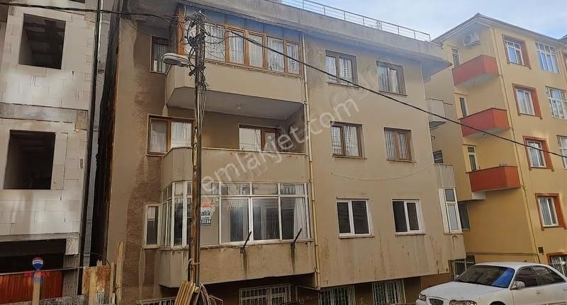 Mithat Paşa Caddesine Yakın 3+1 Arakat - Görsel 3