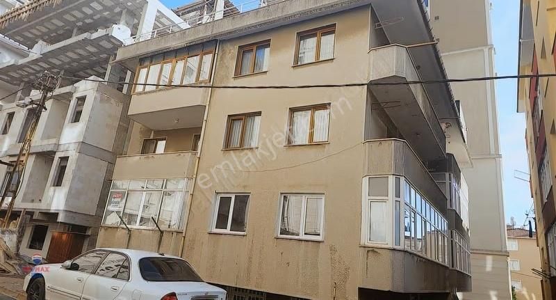 Mithat Paşa Caddesine Yakın 3+1 Arakat - Görsel 2