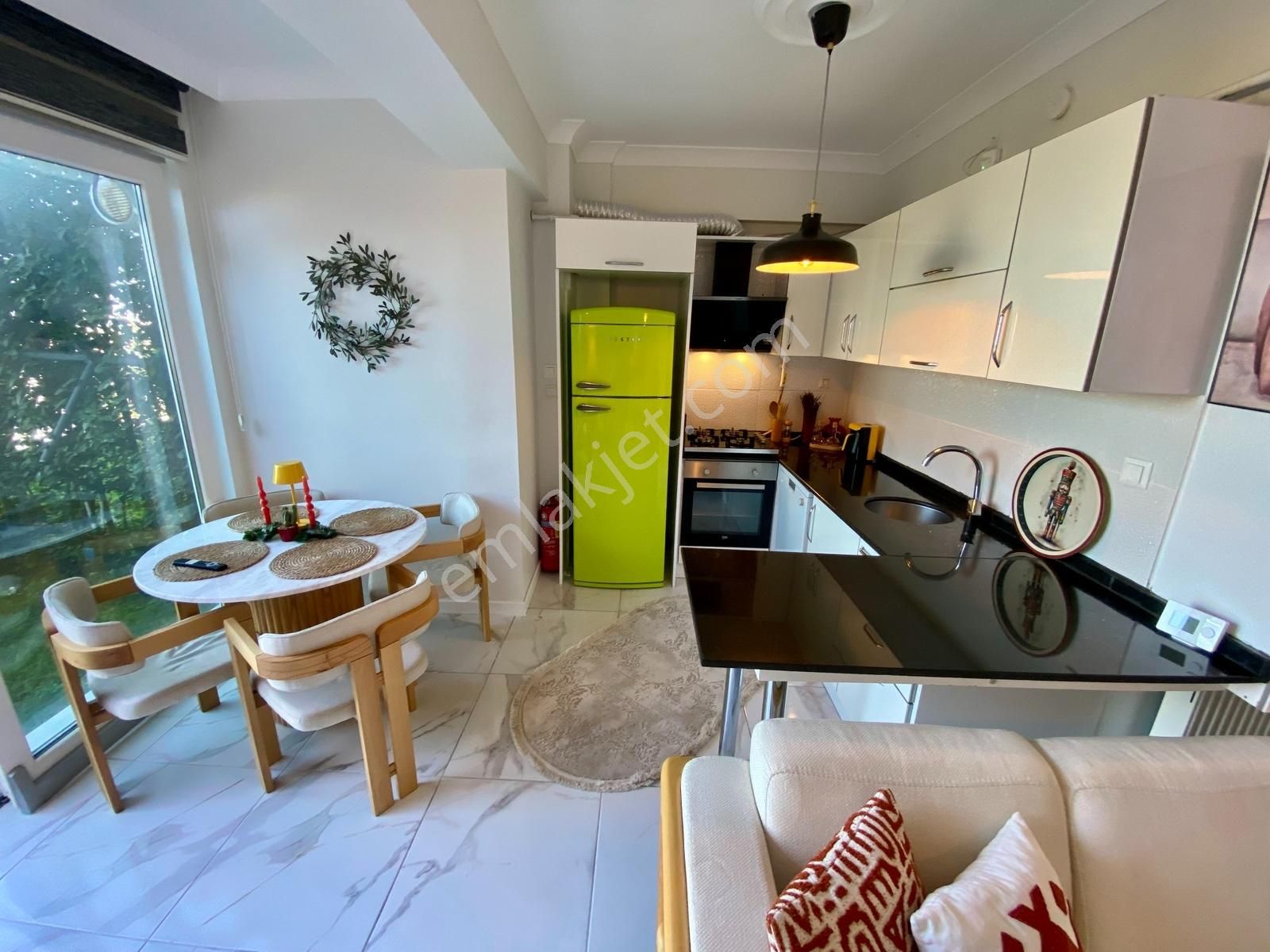 Bahçeli | Manzaralı | İskandinav Konsept 2+1 Eşyalı Daire - Görsel 24