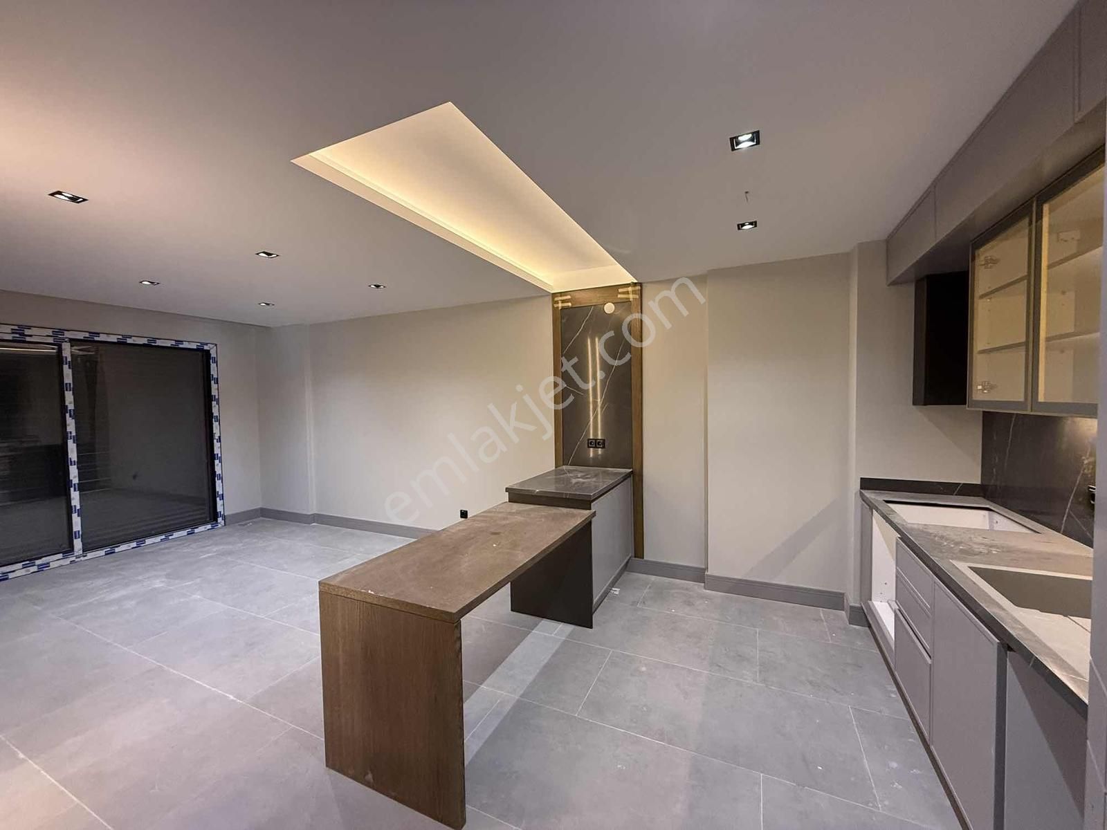 Kuşadası Davutlar | Havuzlu Site İçerisinde 2+1 Özel Daire - Görsel 4