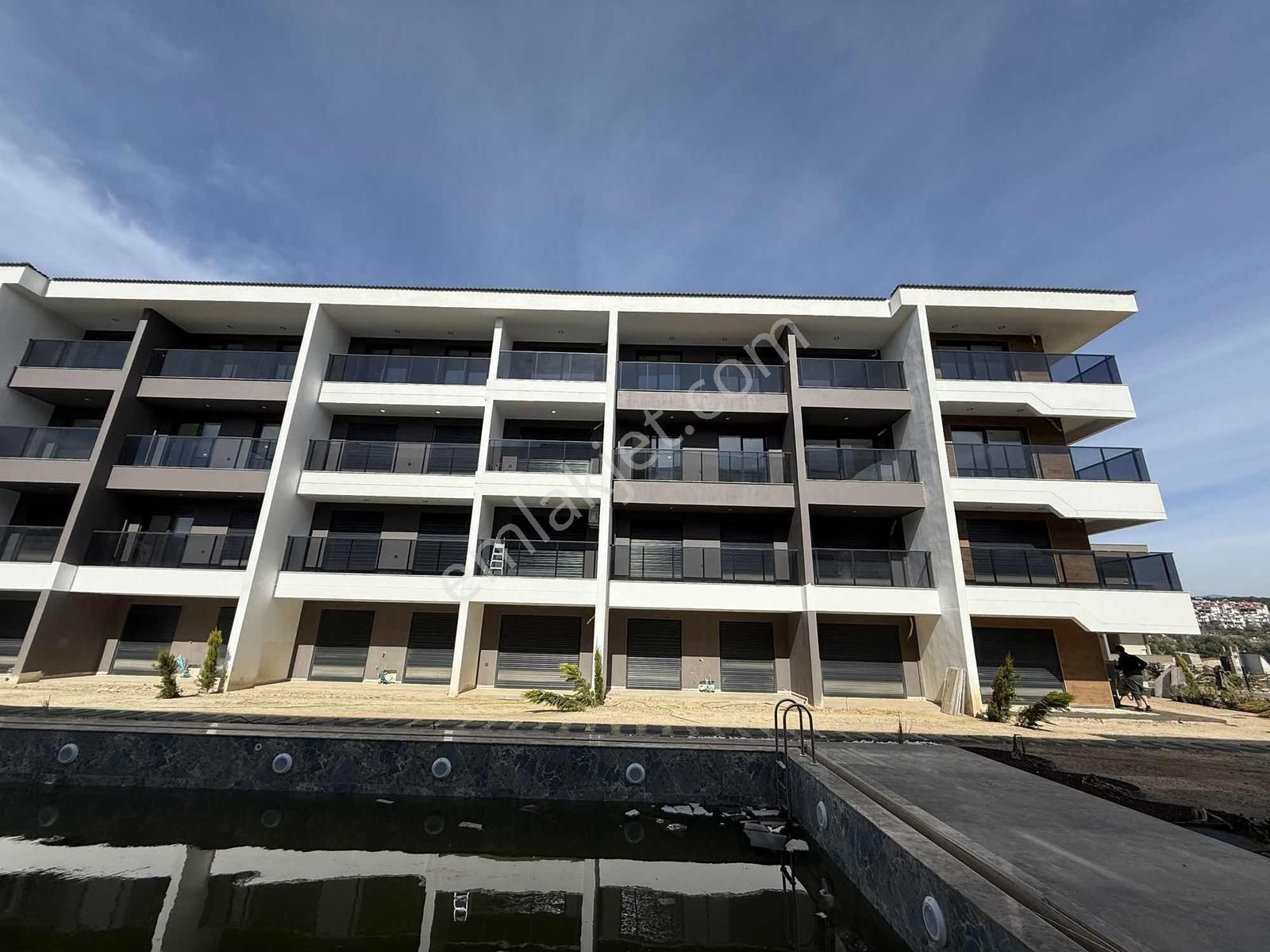 Kuşadası Davutlar | Havuzlu Site İçerisinde 2+1 Özel Daire - Görsel 18