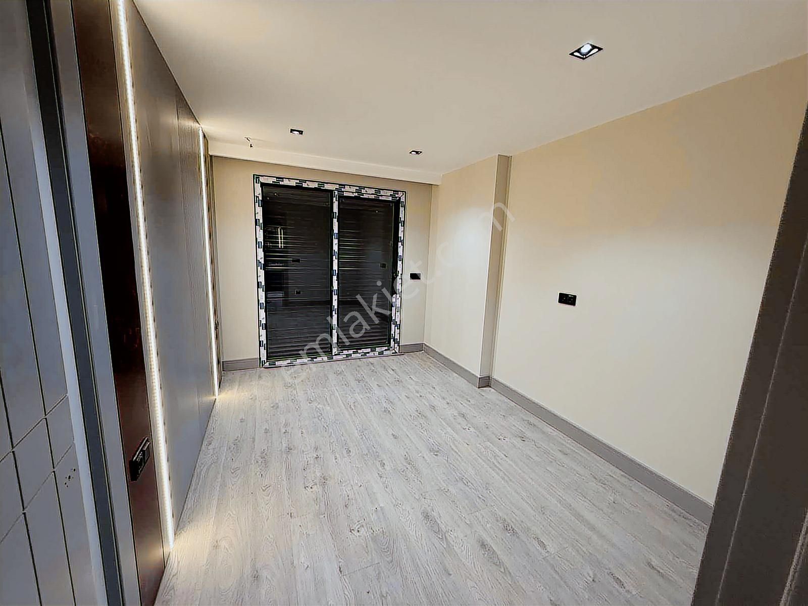 Kuşadası Davutlar | Havuzlu Site İçerisinde 2+1 Özel Daire - Görsel 21