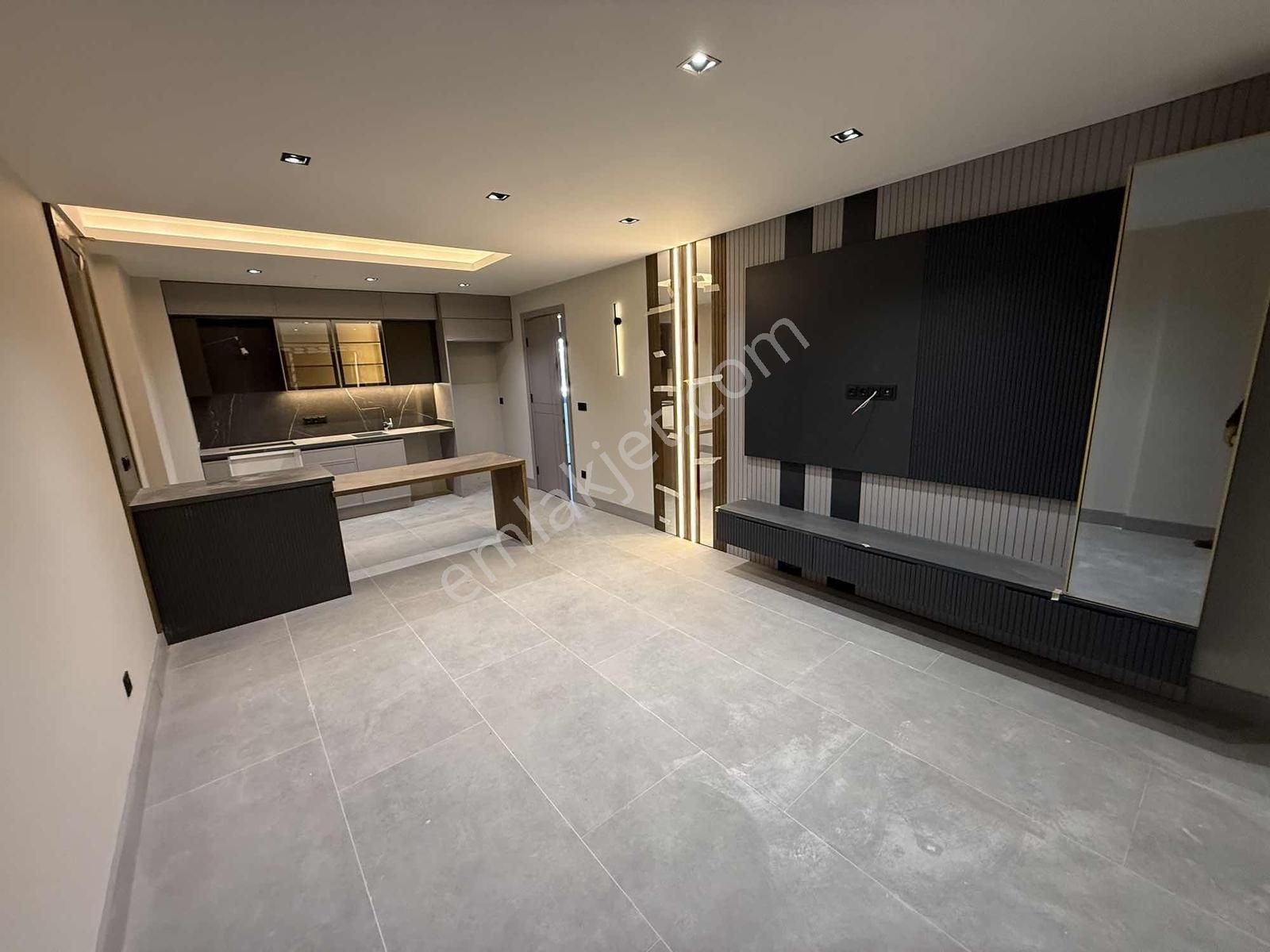 Kuşadası Davutlar | Havuzlu Site İçerisinde 2+1 Özel Daire - Görsel 3