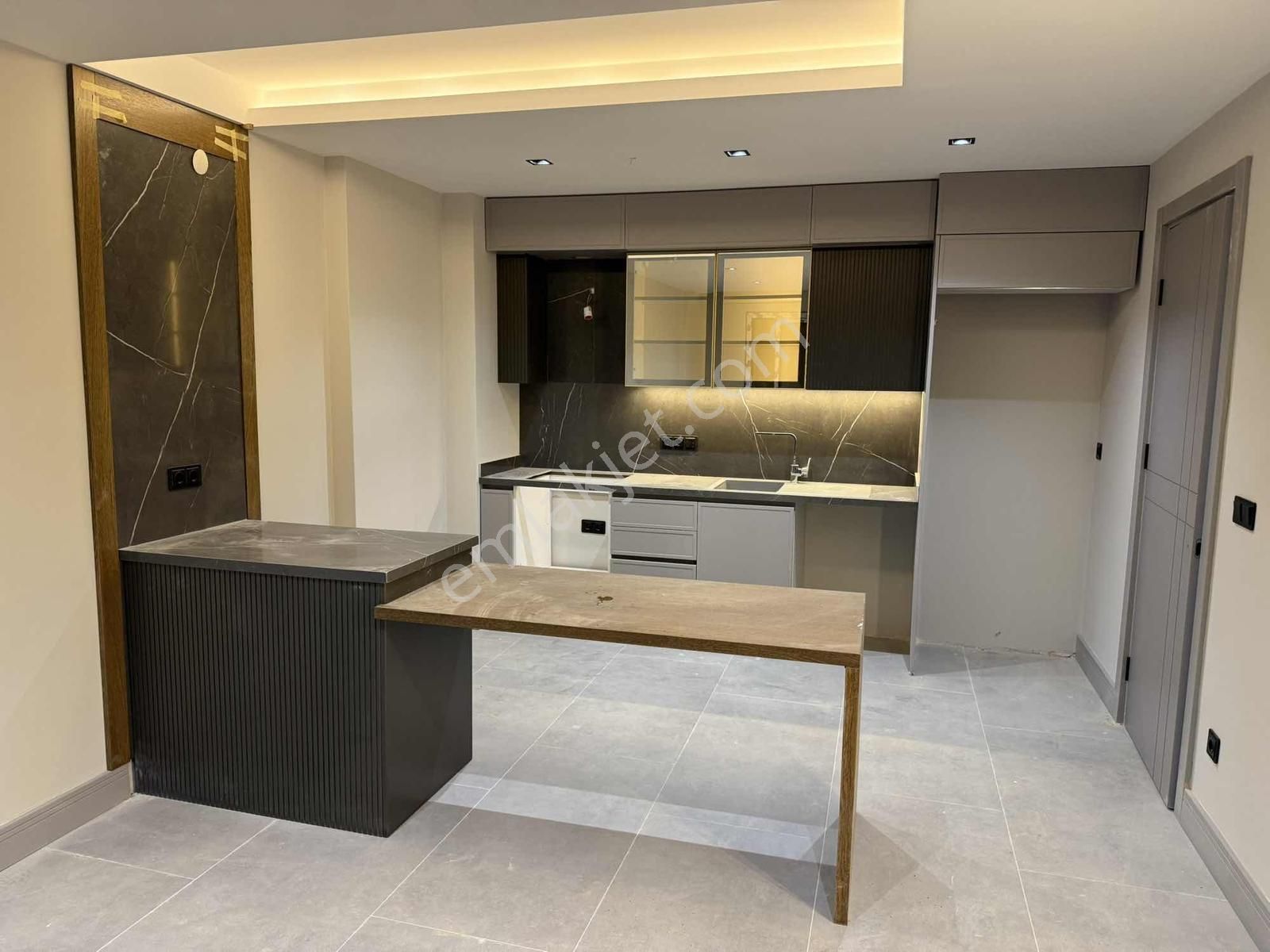 Kuşadası Davutlar | Havuzlu Site İçerisinde 2+1 Özel Daire - Görsel 12