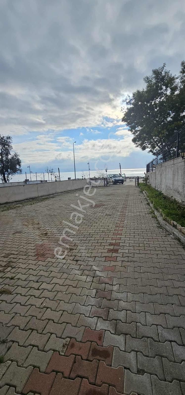 "hak-seç Emlak Armutlu" Dan Deniz Manzaralı 65 M2 1+1 - Görsel 9