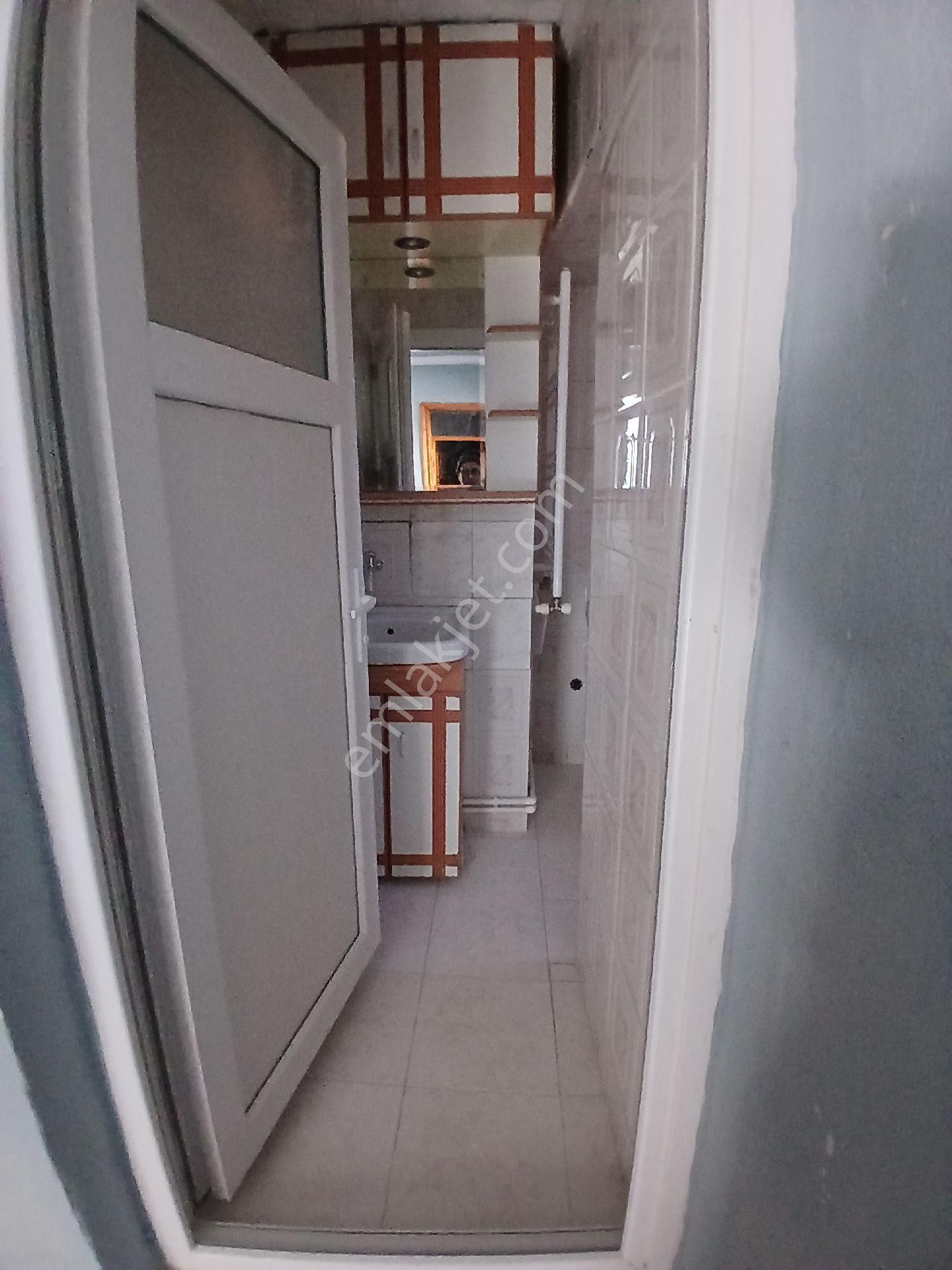 Karabaglar Uğurmumcu Mah 17 000 Dogalgazlı 2.kat - Görsel 16