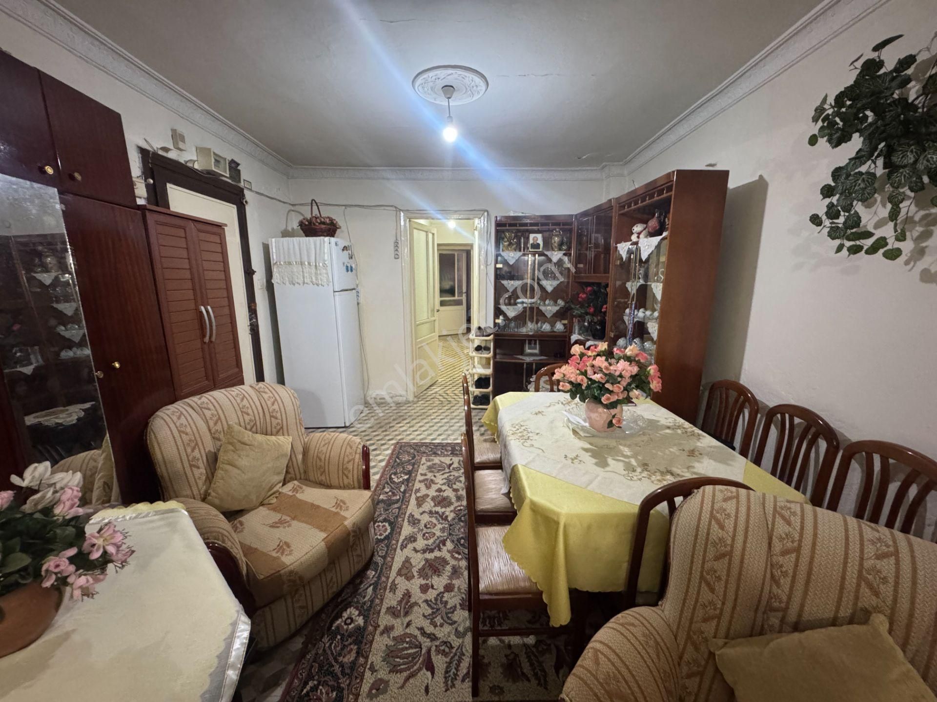 Turyap' Tan Fatih Fevzipaşa Caddesi Bitişiğinde 2+1 Satılık Daire - Görsel 19