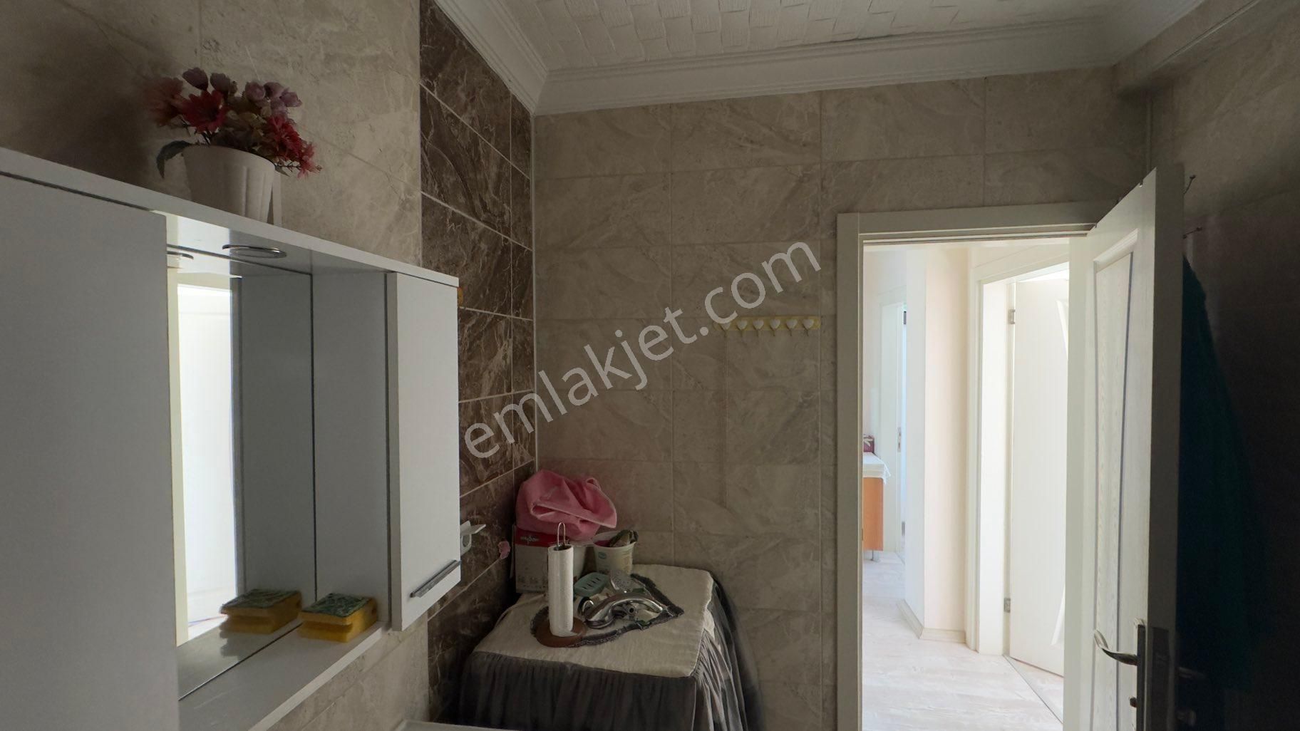 Burhaniye Bahçelievler Mahallesi’nde Satılık 2+1 Yüksek Giriş Daire - Görsel 11