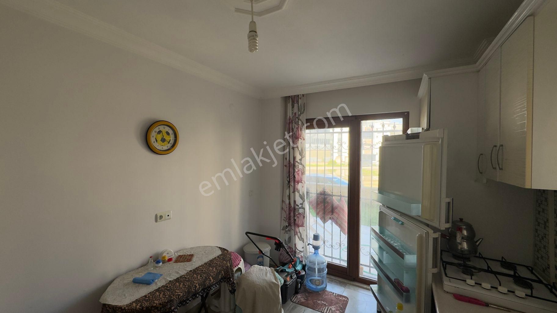 Burhaniye Bahçelievler Mahallesi’nde Satılık 2+1 Yüksek Giriş Daire - Görsel 3